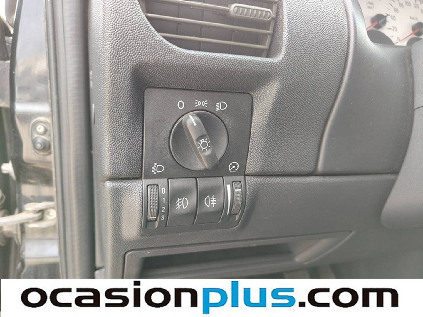 Foto Opel Corsa Opel Corsa 1.2 16v Silverline Base (80 CV)