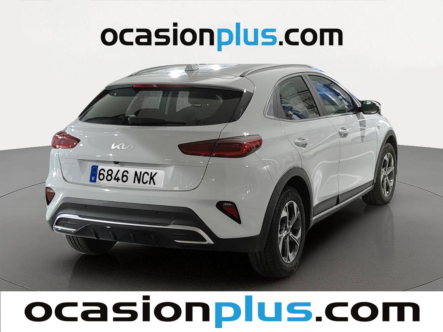 Foto trasera KIA XCeed KIA XCeed 1.0 T-GDi Drive (100 CV) derecha