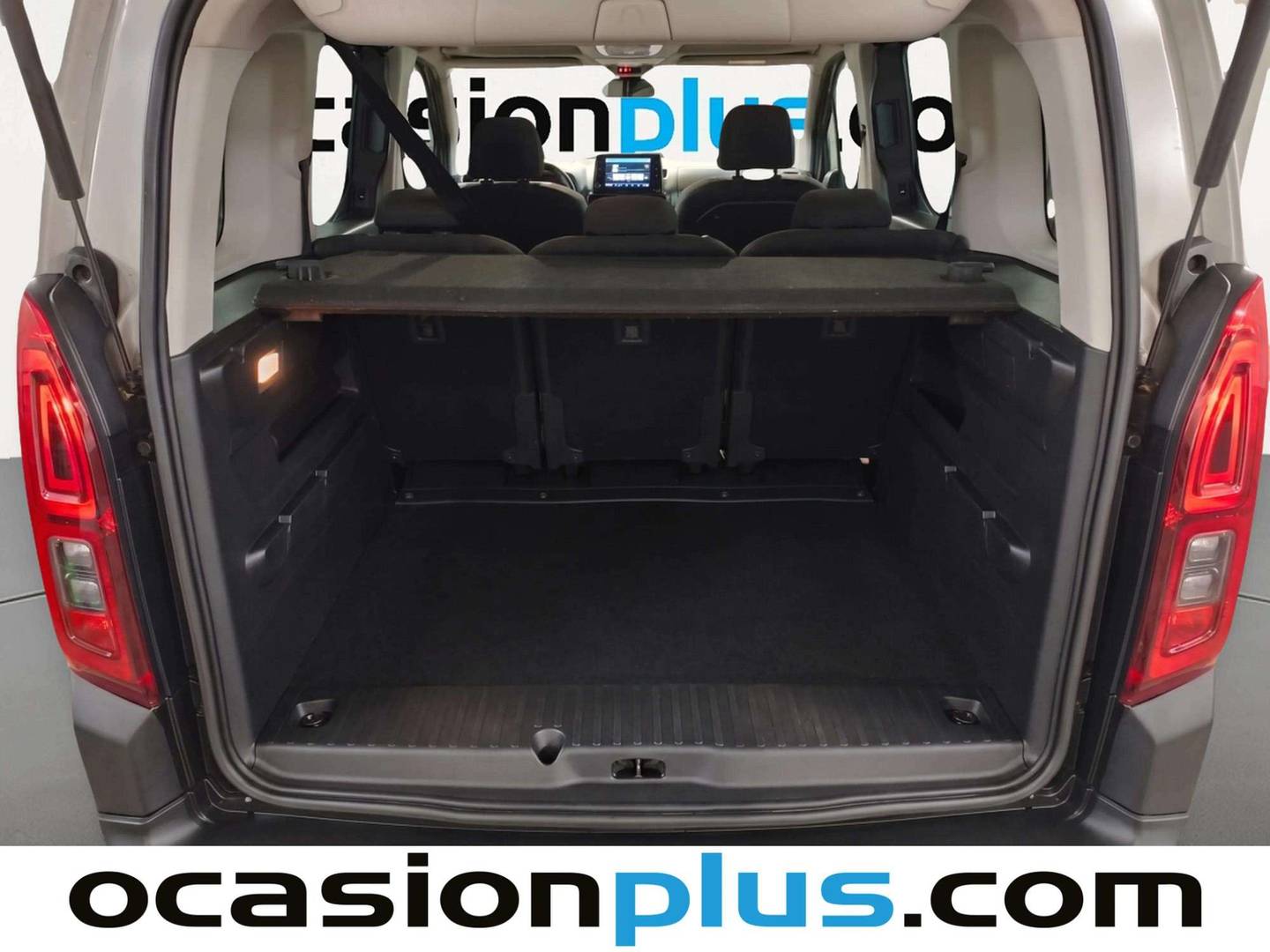 Fotos maletero Citroën Berlingo Citroën Berlingo BlueHDi 130 S&S Talla M Shine (130 CV)