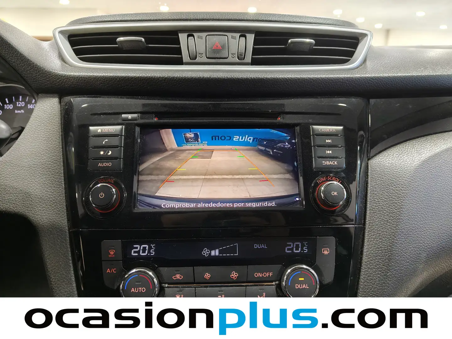 Foto Nissan QASHQAI Nissan Qashqai DIG-T 140 N-Connecta (140 CV)