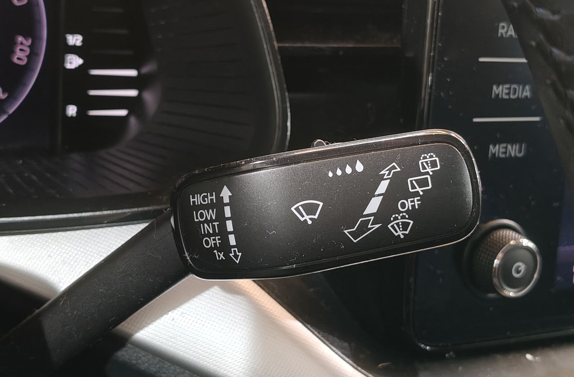 Škoda Kamiq 1.0 TSI Ambition - foto 28