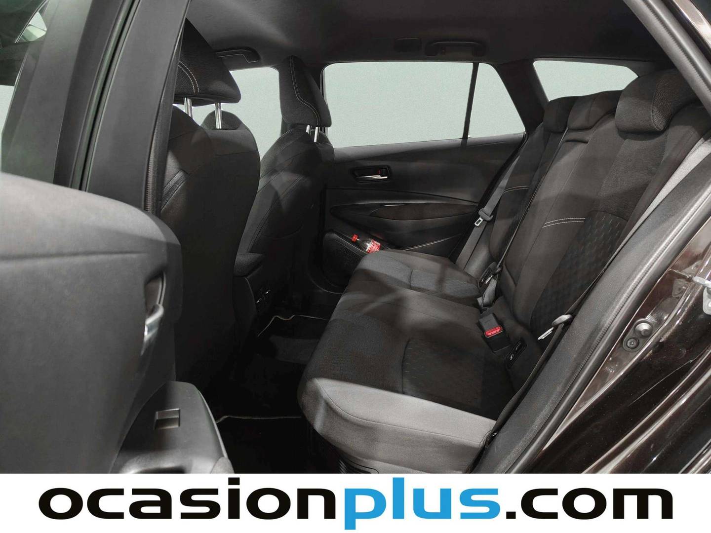 Foto asientos traseros Toyota Corolla Toyota Corolla Touring Sports 140H Active Plus (140 CV)