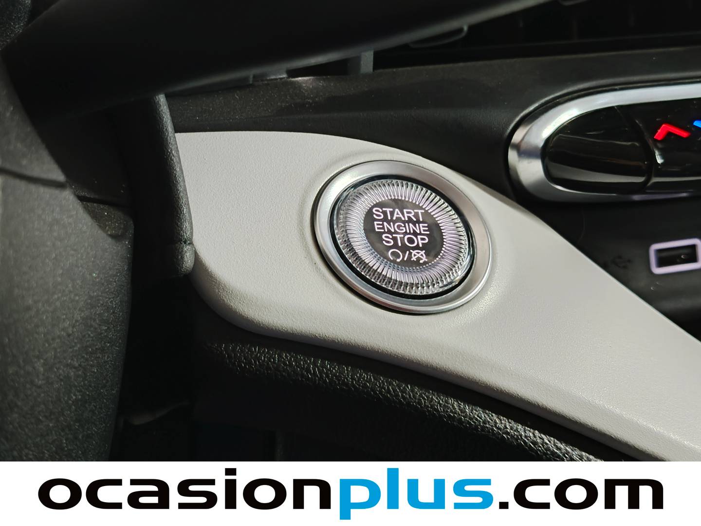 Extras y acabados del Fiat 500 Fiat 500 Electrico Action Hb 185 km (95 CV)
