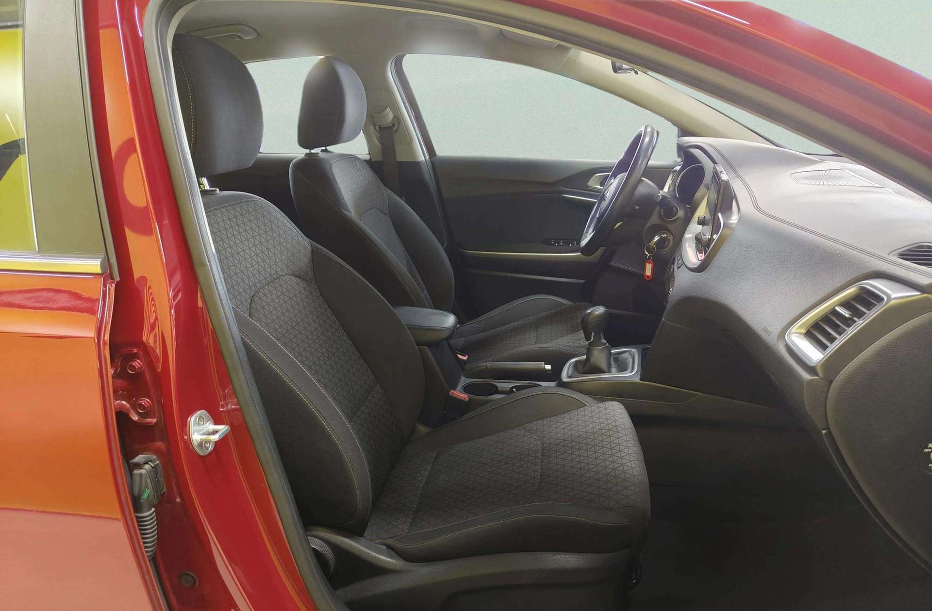 Kia XCeed 1.0 T-GDi Drive - foto 18