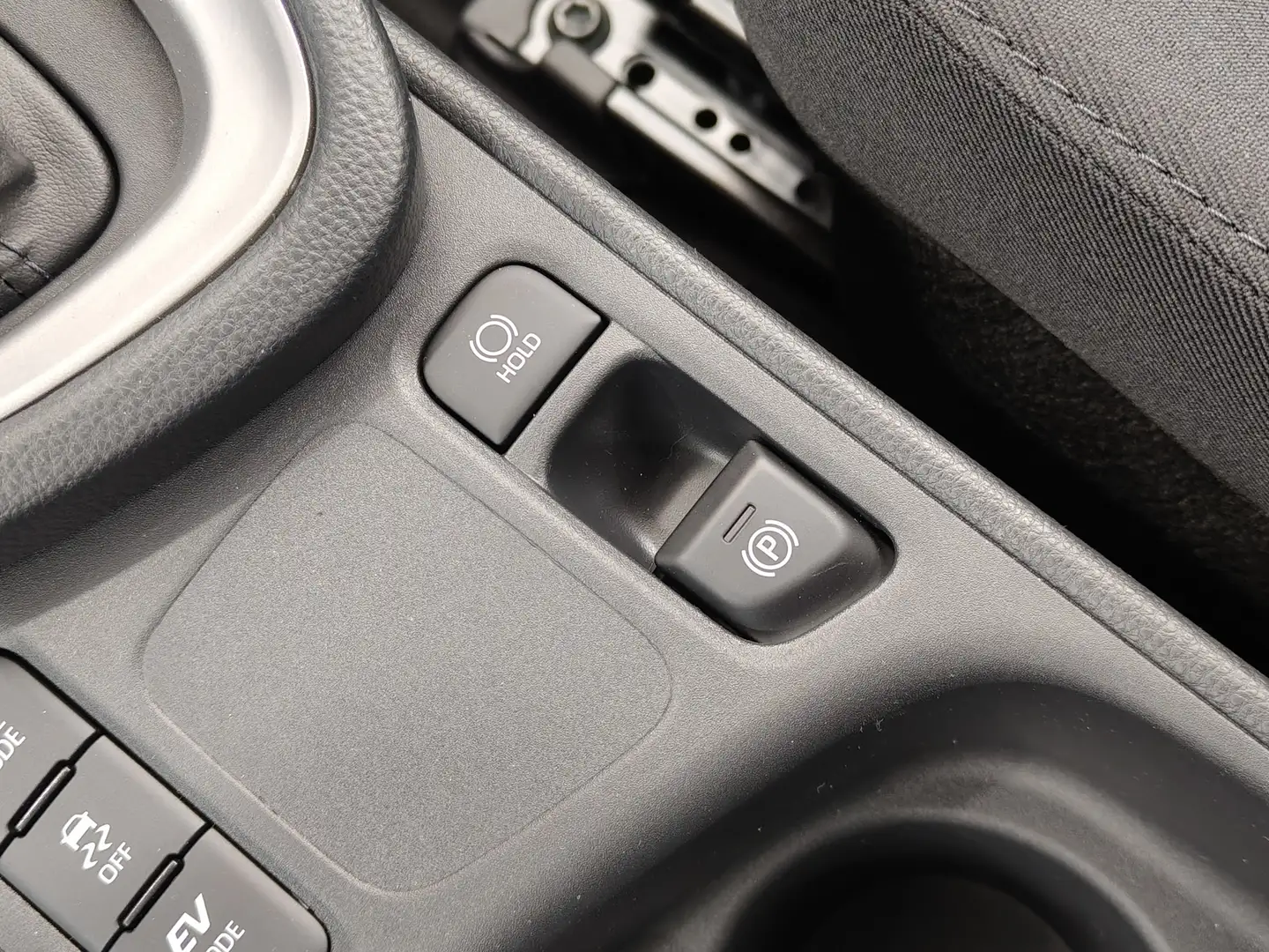 Foto Toyota Yaris Cross Toyota Yaris Cross 120H Business Plus (116 CV)