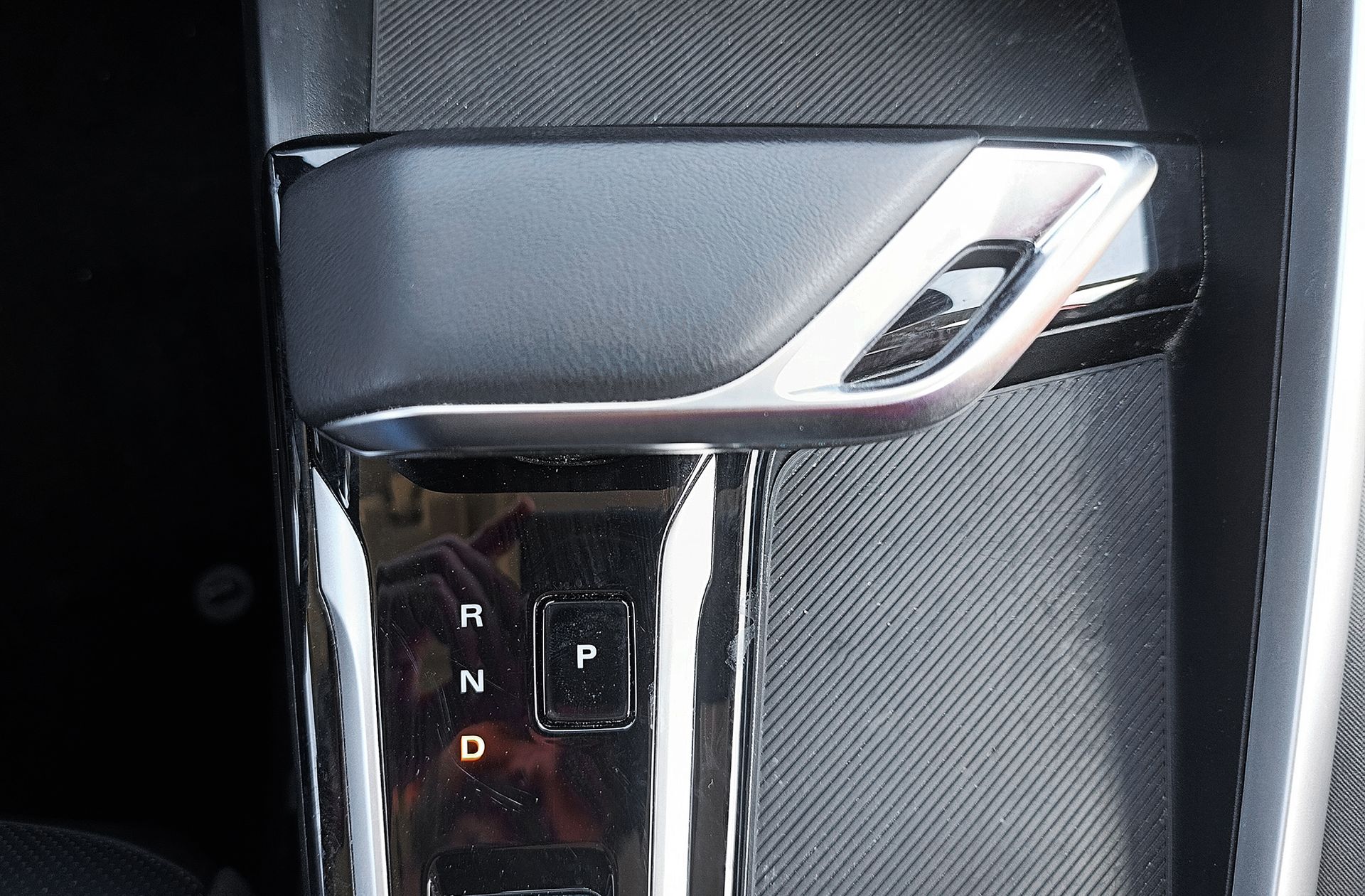 MG ZS 1.5 Hybrid+ Luxury - foto 5