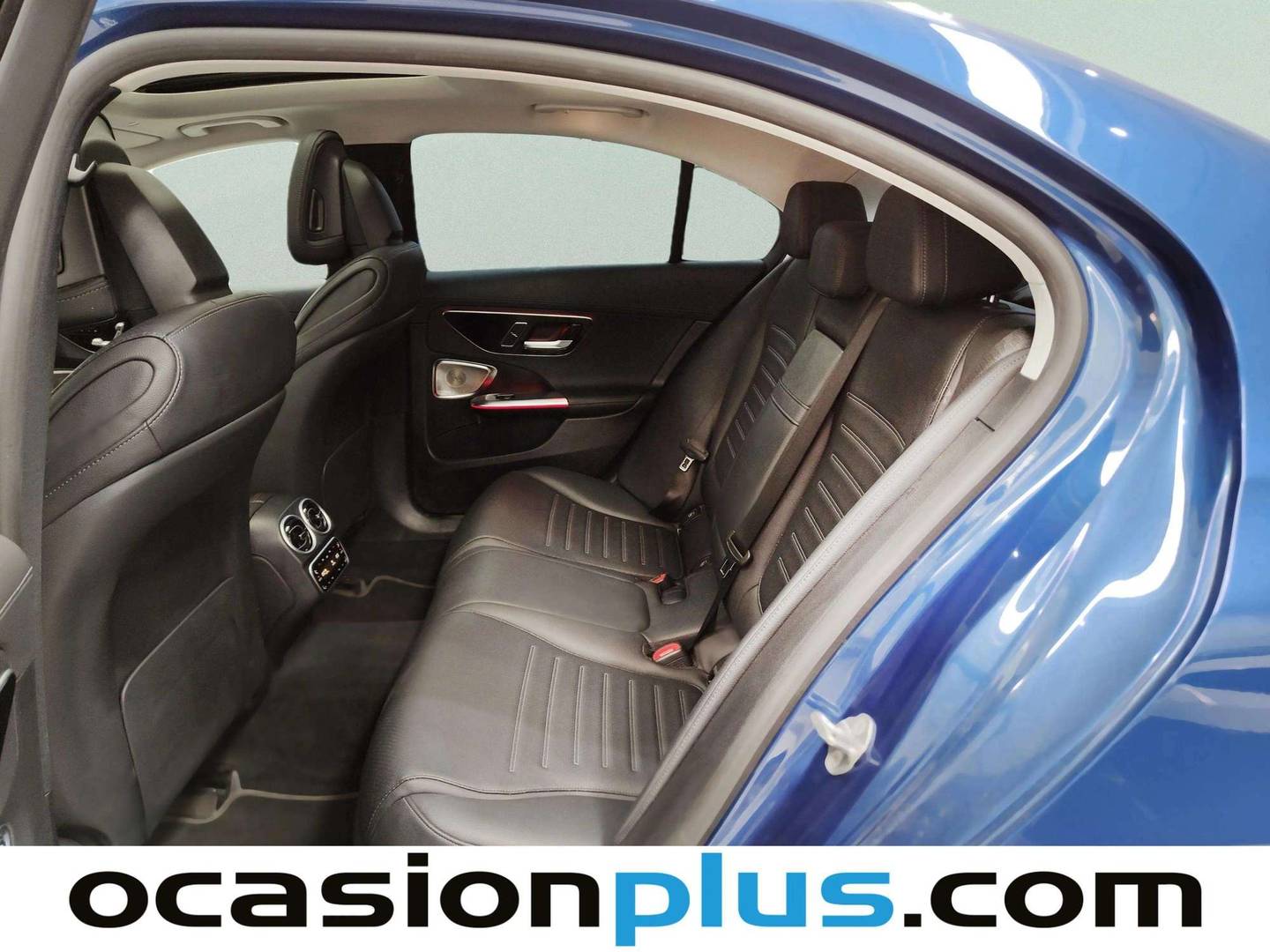 Foto asientos traseros Mercedes Clase C Mercedes Clase C 200 (204 CV) Pak AMG