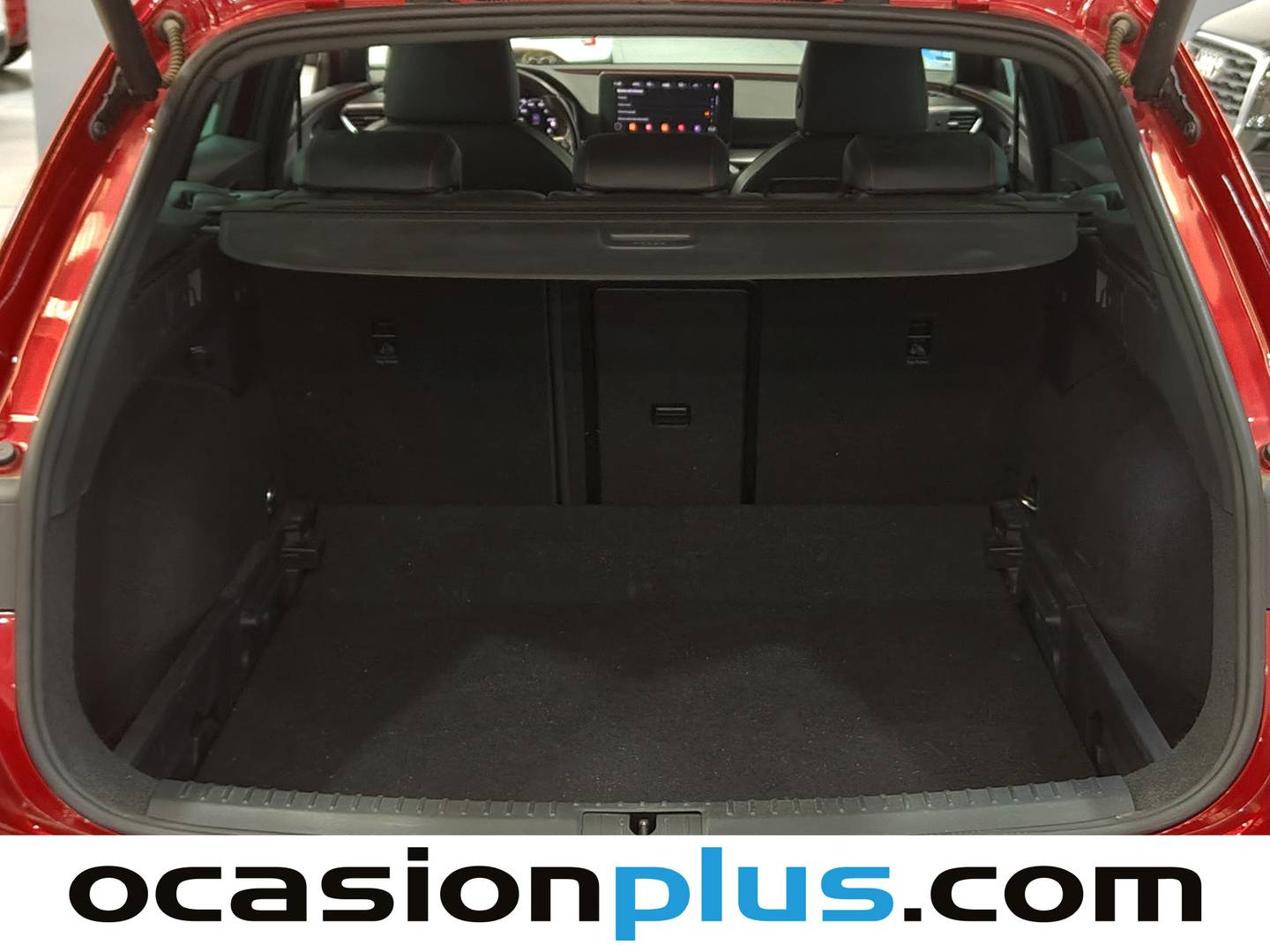 Fotos maletero Seat León Seat León ST 1.5 eTSI S&S FR DSG (150 CV)