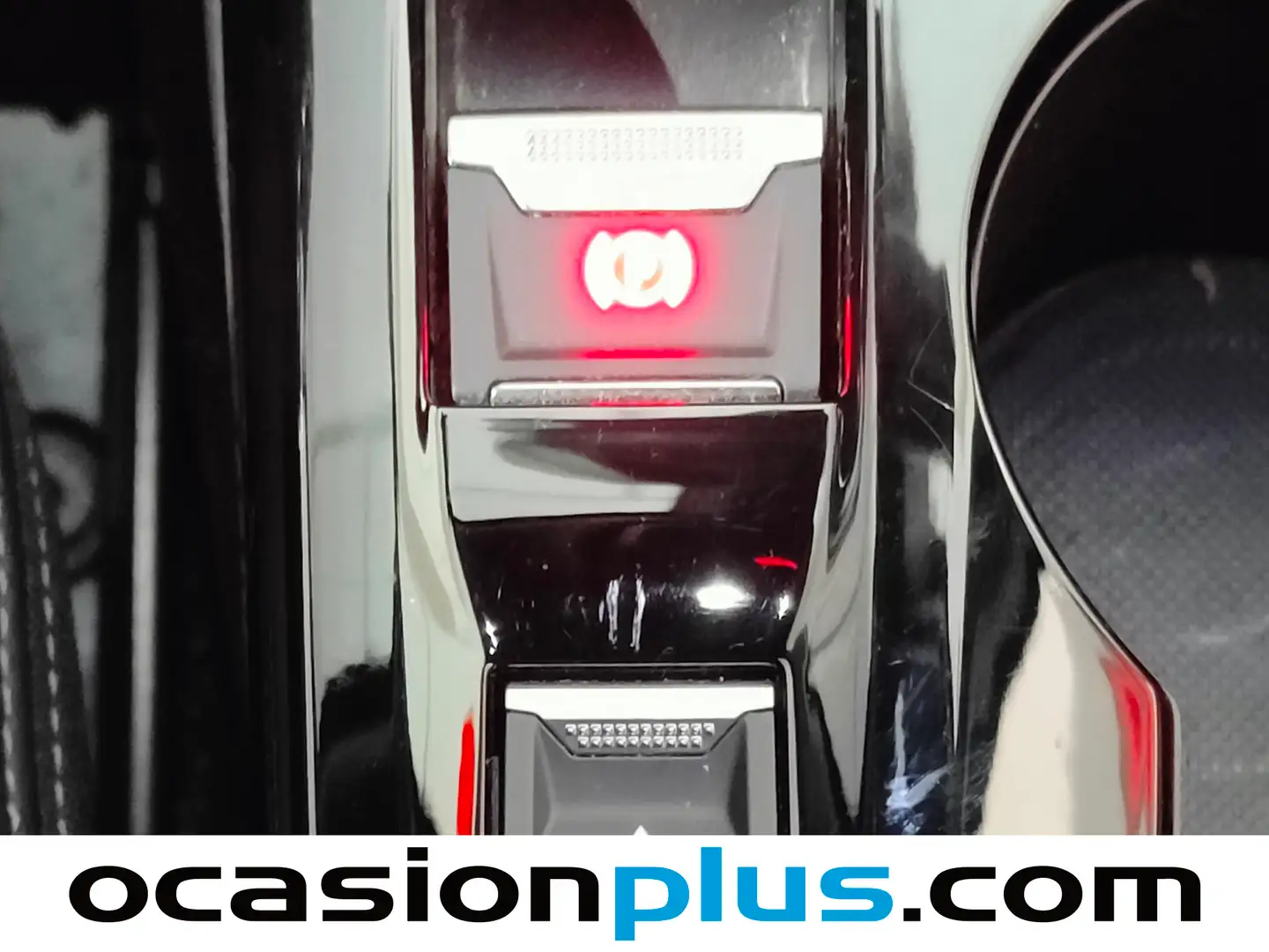 Foto Peugeot 2008 Peugeot 2008 BlueHDI 130 S&S GT Pack EAT8 (130 CV)