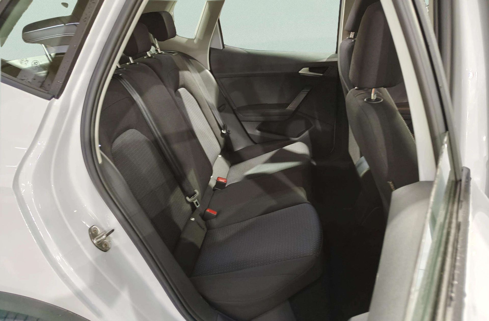 SEAT Arona 1.0 TSI Style XL DSG - foto 18