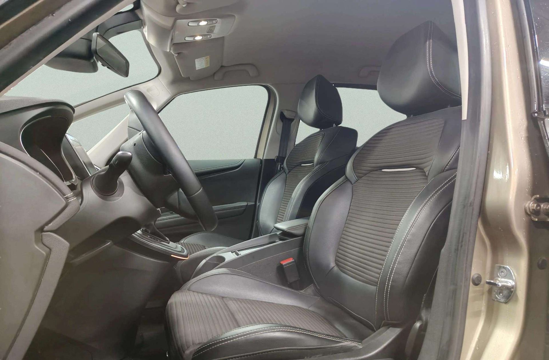 Renault Scénic Zen TCe GPF EDC - foto 12