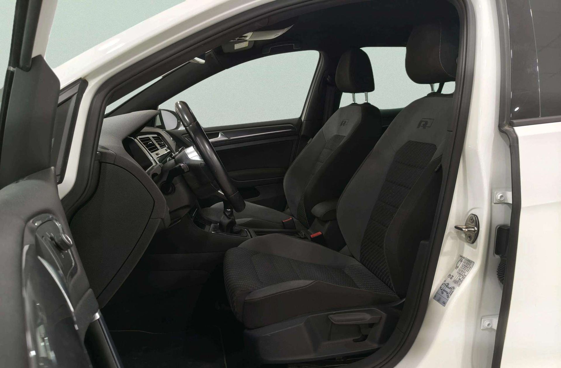 Volkswagen Golf Sport R-Line 1.5 TSI - foto 12