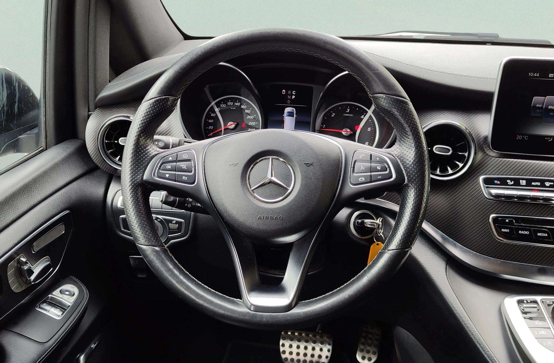 Mercedes-Benz Clase V V 300d Largo Avantgarde 7 plazas - foto 31