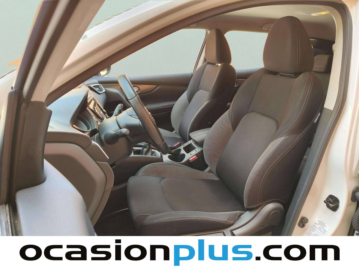 Foto asientos delanteros Nissan QASHQAI Nissan Qashqai DIG-T 115 Acenta (115 CV)
