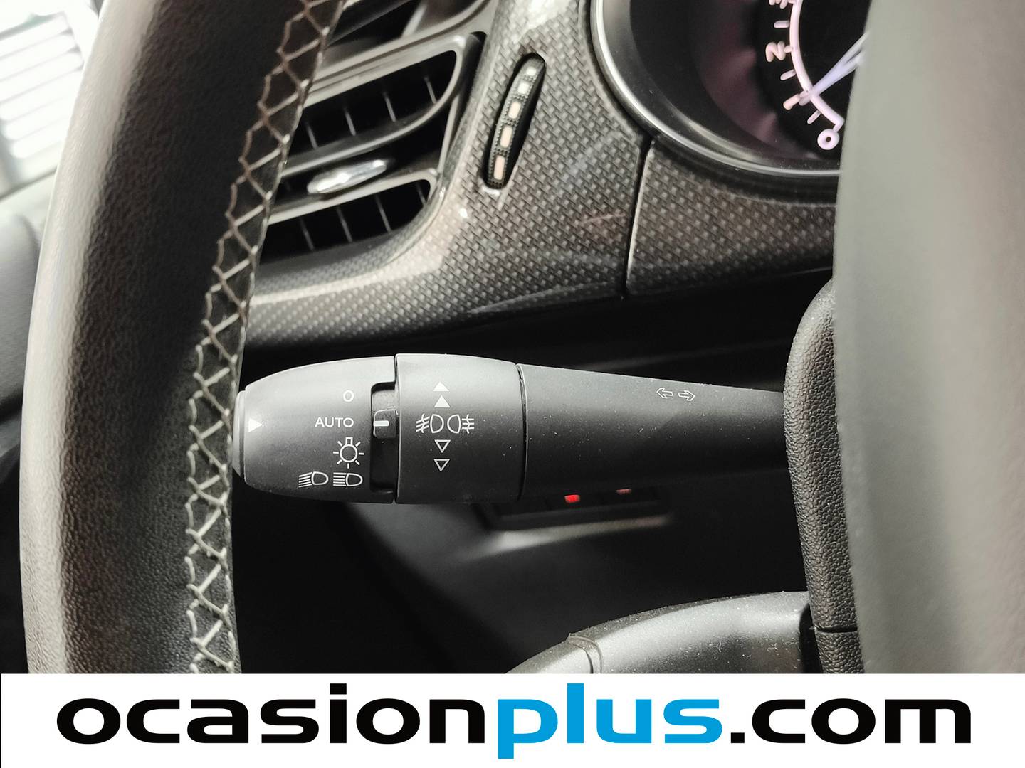 Foto DS DS 3 DS DS3 BlueHDi 100 S&S Style (99 CV)