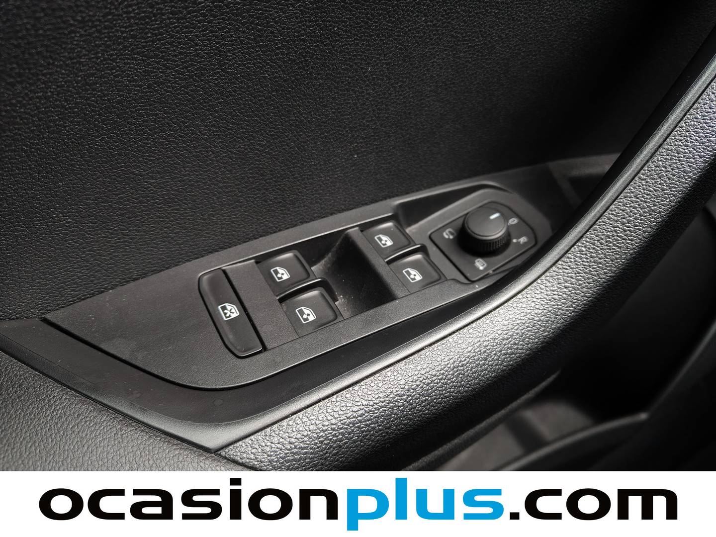 Foto Skoda Karoq Skoda Karoq 1.5 TSI ACT Ambition (150 CV)