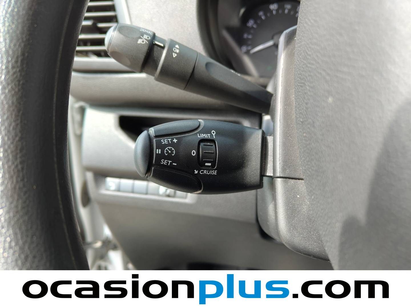 Extras y acabados del Citroën Jumpy Citroen Jumpy Furgon BlueHDi 100 Talla M  (102 CV)