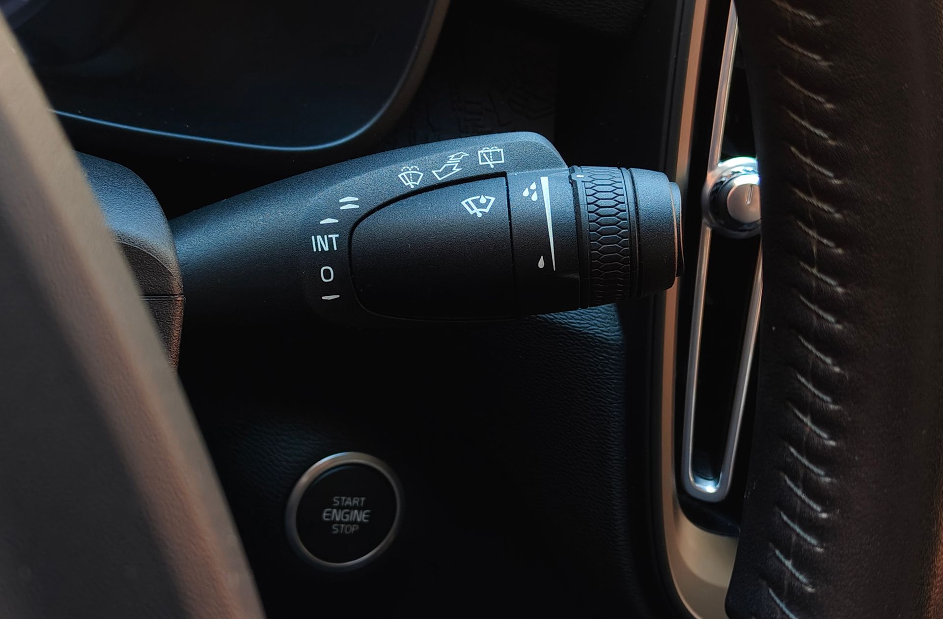 Volvo XC40 T3 Momentum Core - foto 26