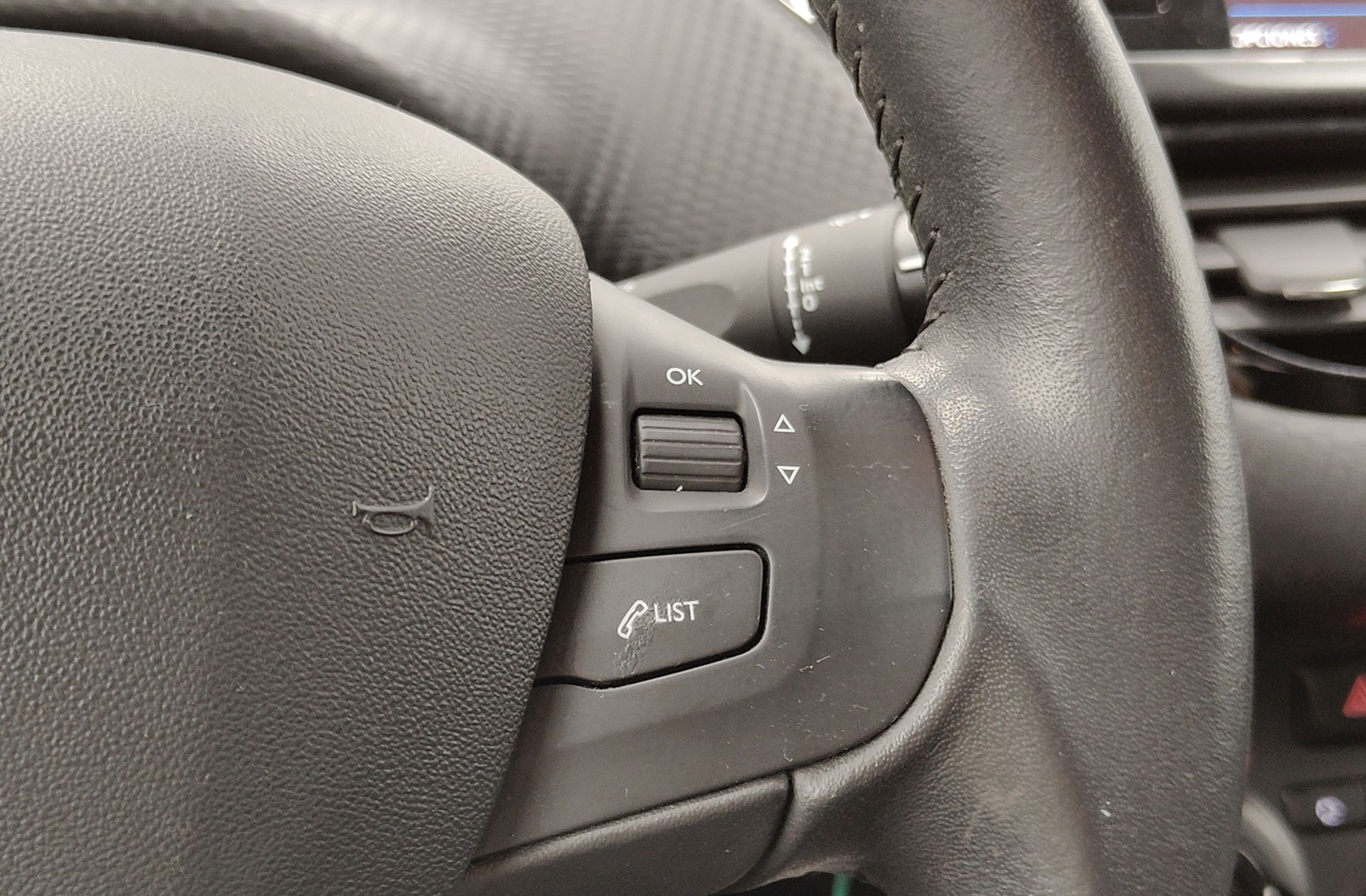 Peugeot 2008 PureTech 110 Style EAT6 - foto 26