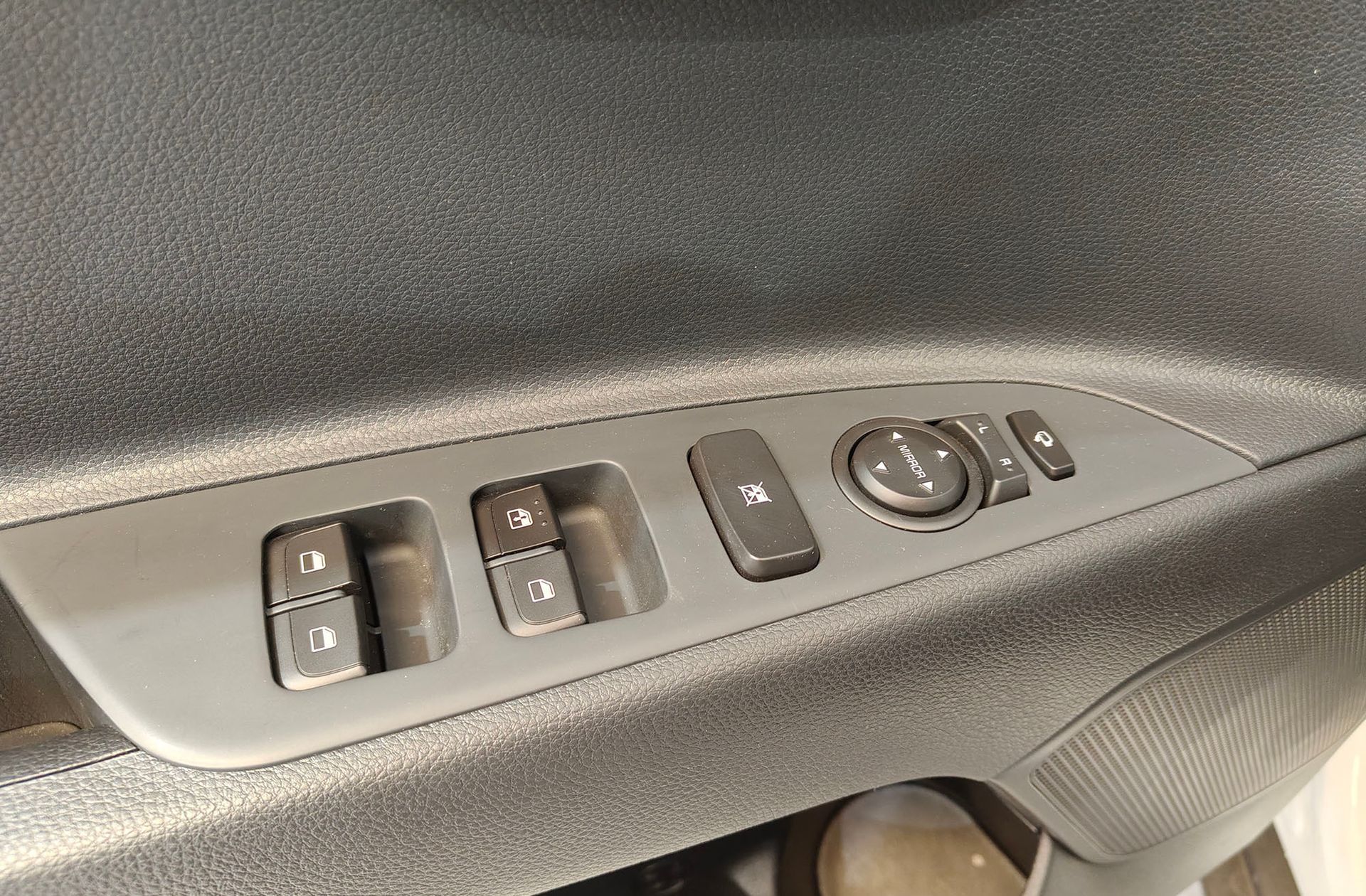 Kia Stonic 1.0 T-GDi MHEV Drive - foto 33