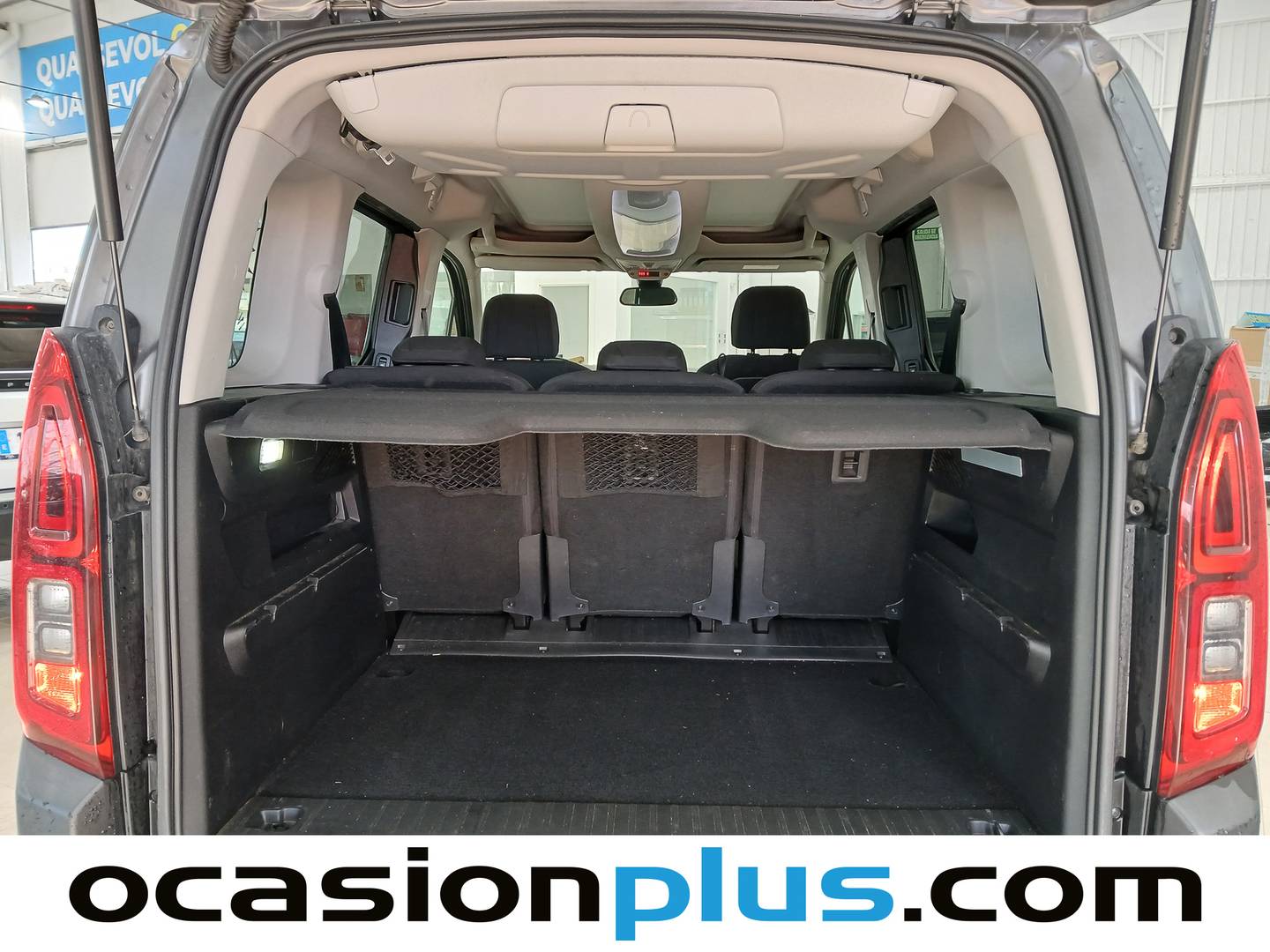 Fotos maletero Citroën Berlingo Citroen Berlingo BlueHDi 130 S&S Talla M Shine (130 CV)