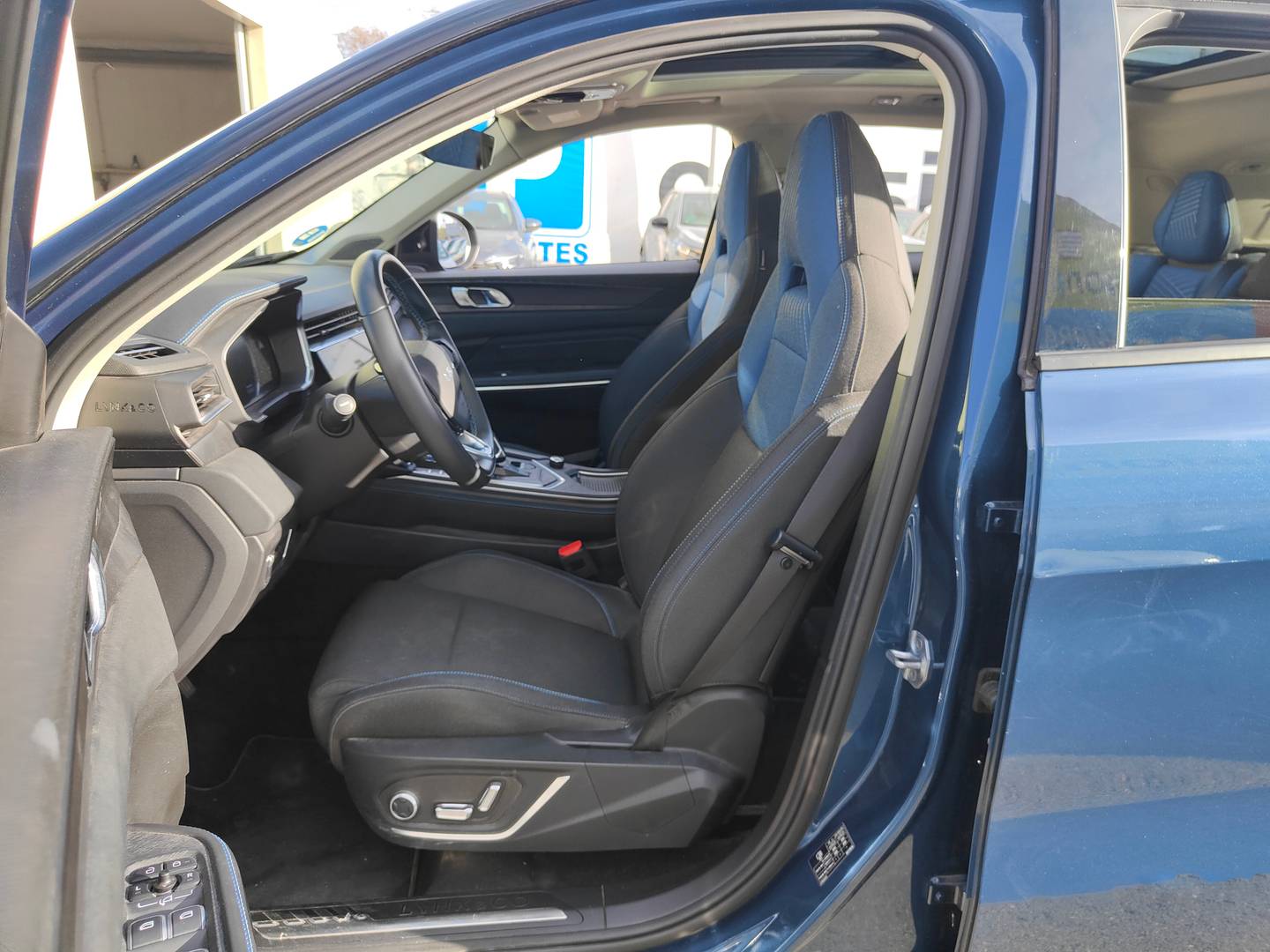 Foto asientos delanteros Lynk & Co 01 Lynk & Co 01 1.5 PHEV (261 CV)