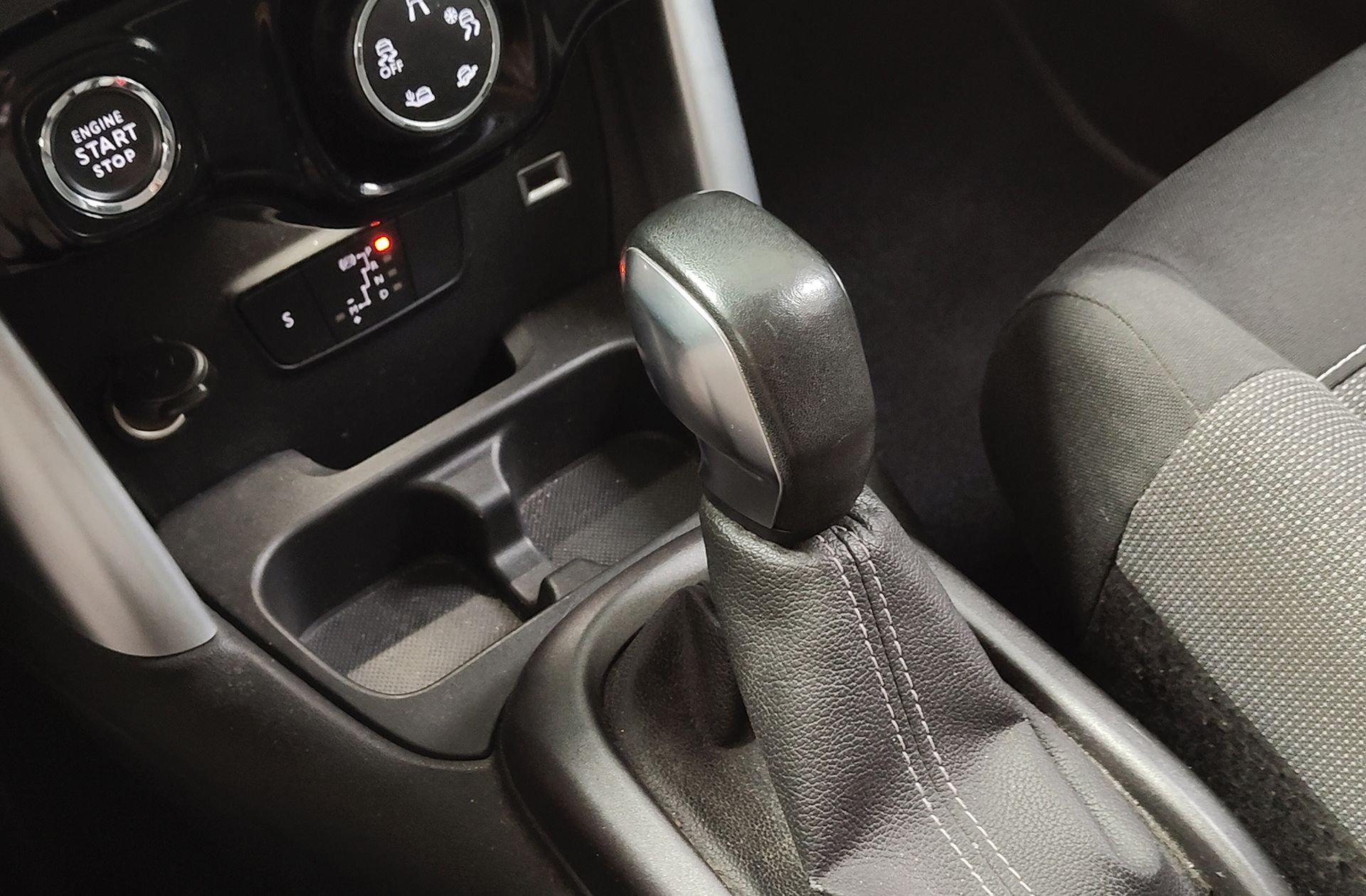 Citroën C3 Aircross PureTech 110 Shine EAT6 - foto 5