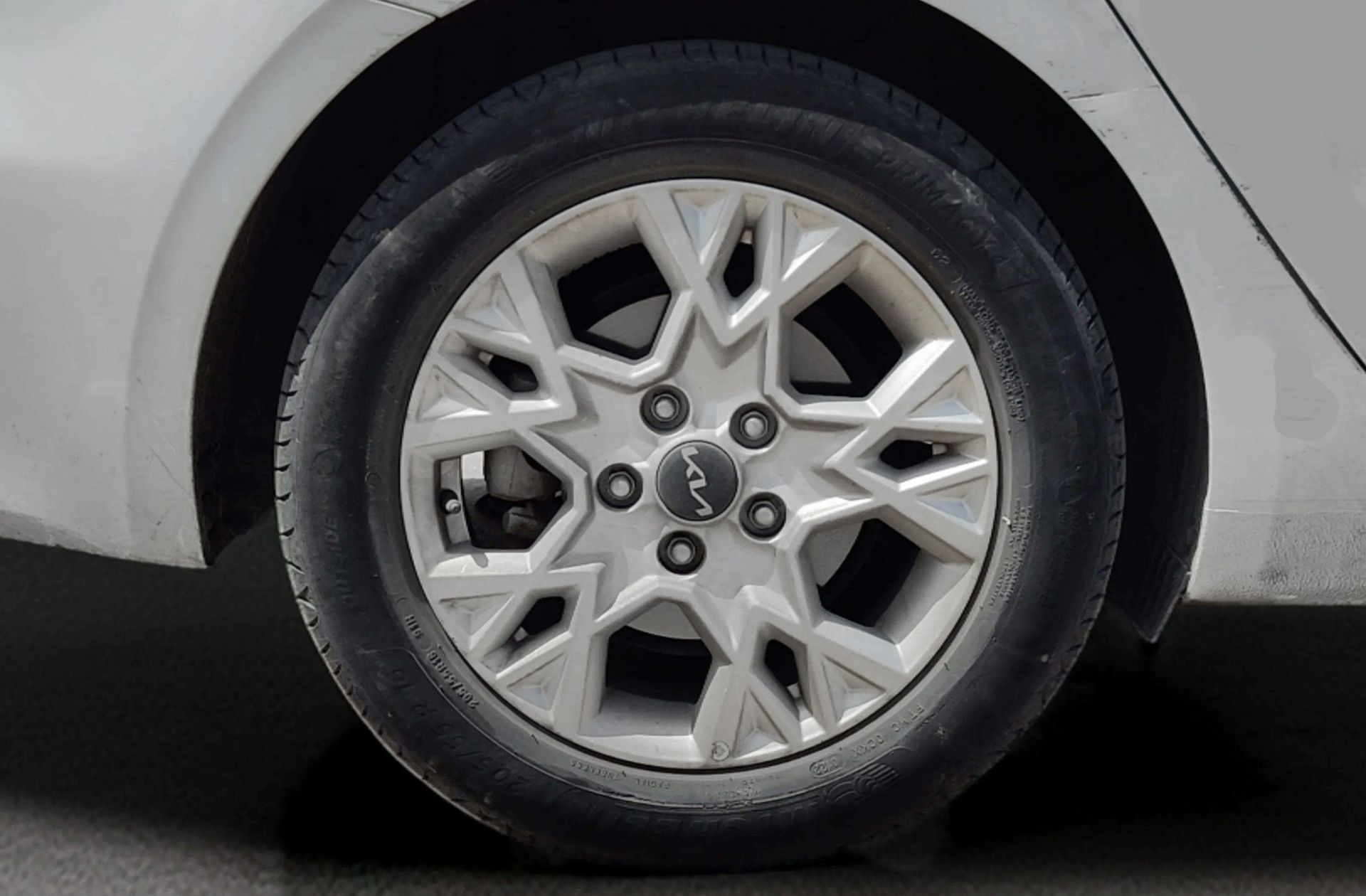 Kia Ceed 1.6 MHEV iMT Drive - foto 36