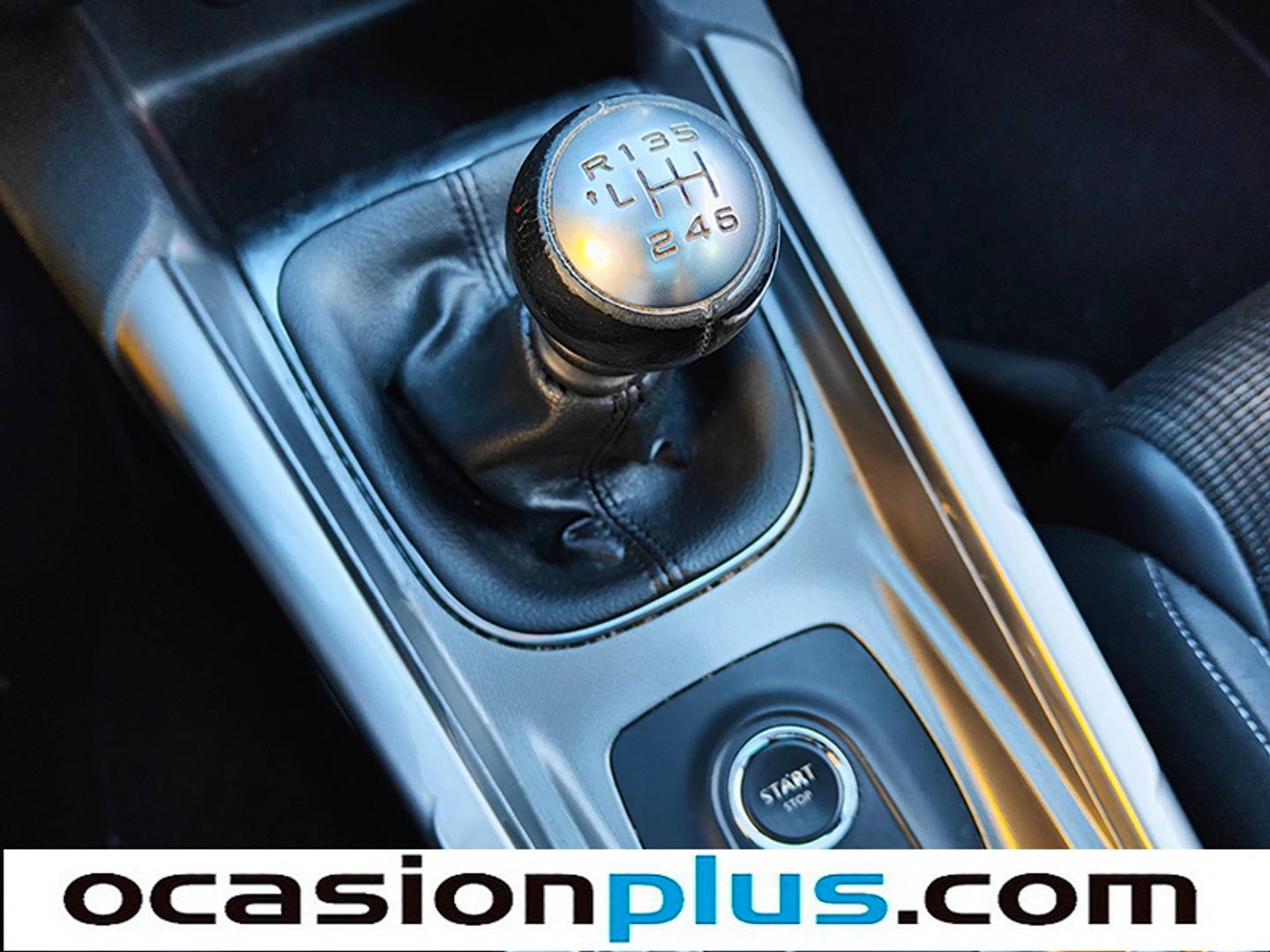 Foto Citroën C4 Citroen C4 PureTech 130 Shine (130 CV)