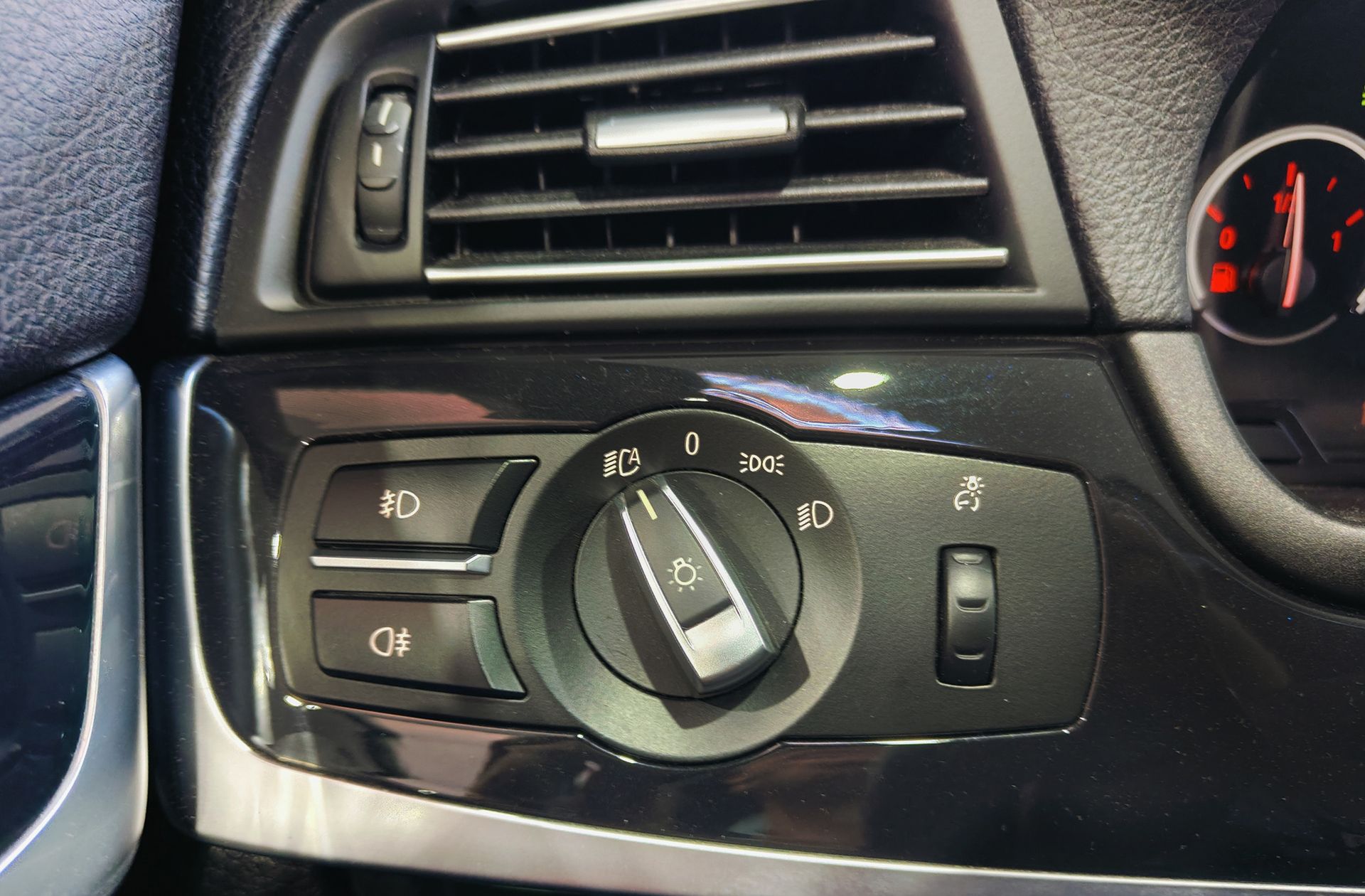 BMW Serie 5 528i xDrive - foto 16