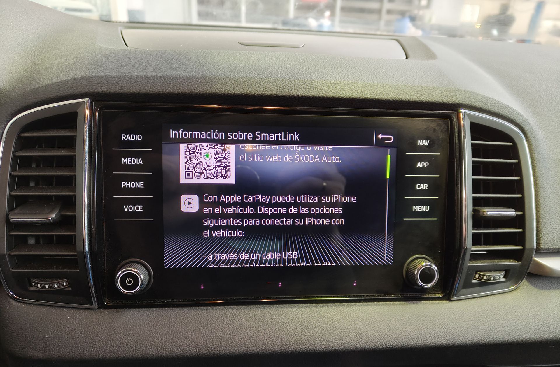 Škoda Karoq 2.0 TDI Selection - foto 6