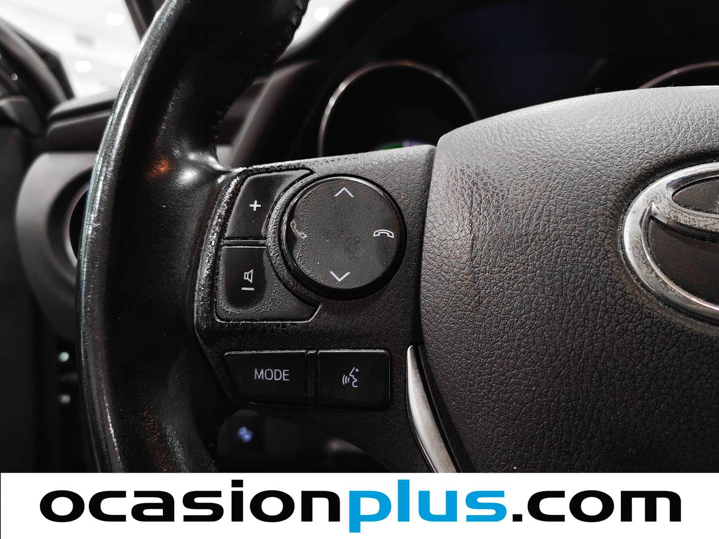 Toyota Auris Toyota Auris 140H Touring Sports Active (136 CV) 136cv