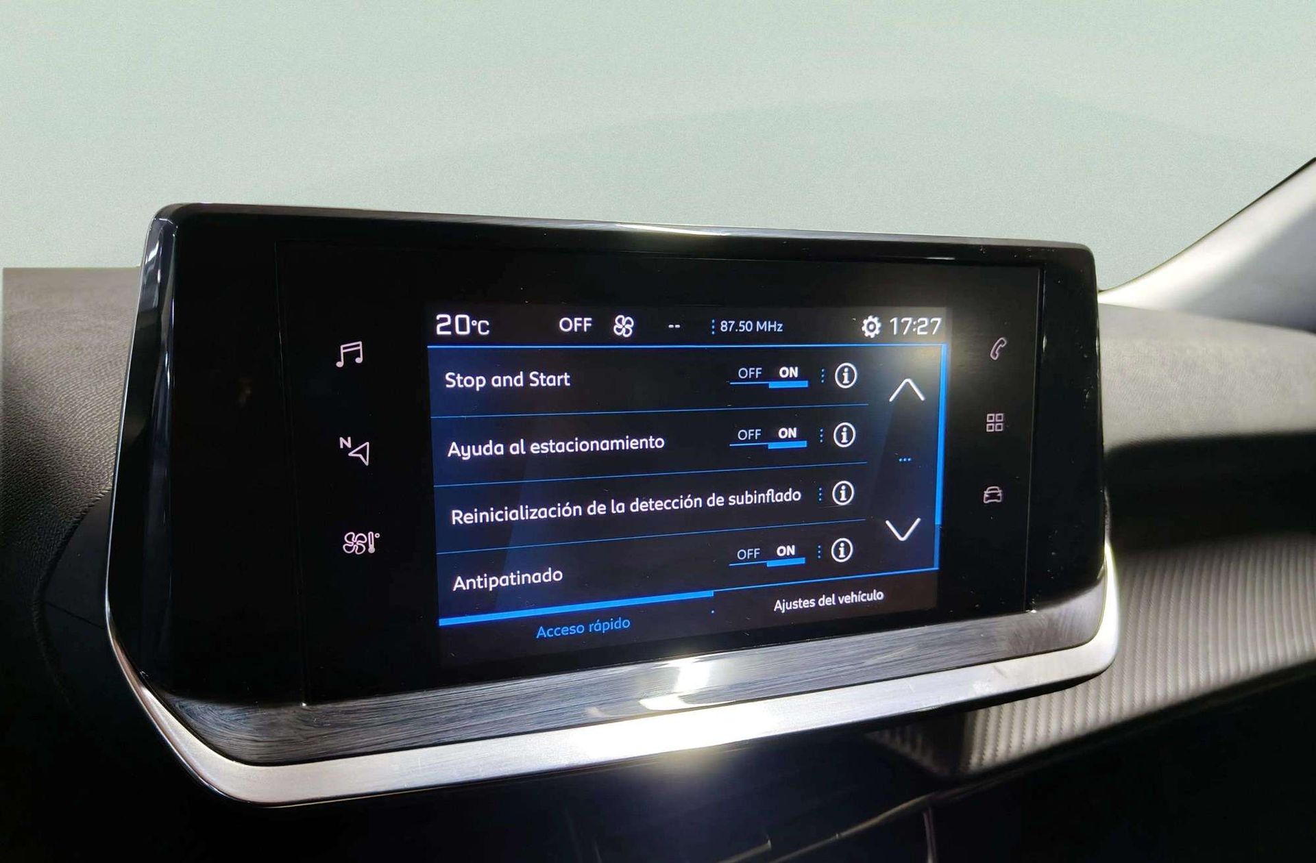 Peugeot 2008 PureTech 100 Active Pack - foto 11
