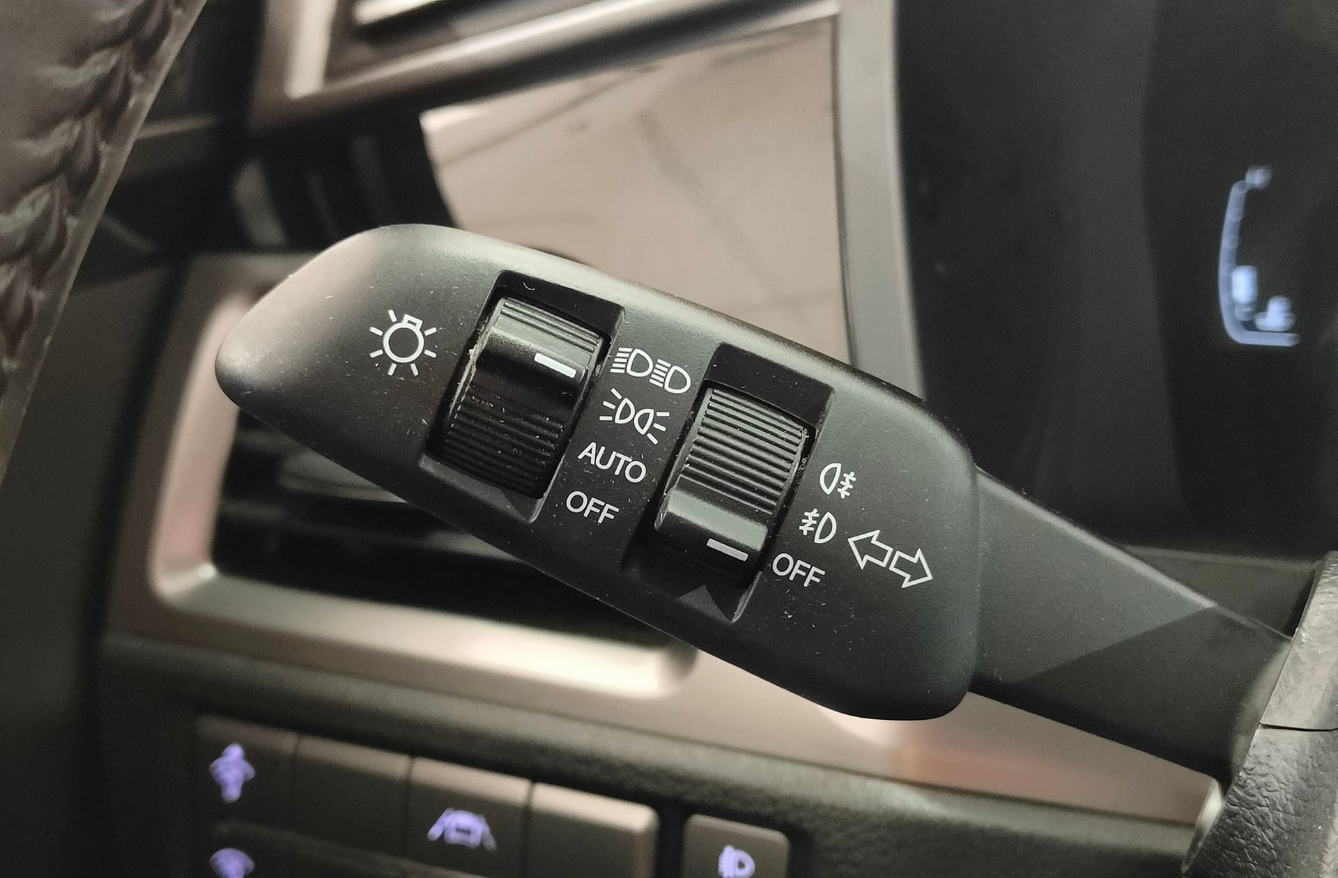SsangYong Korando G15T LP Premium - foto 23
