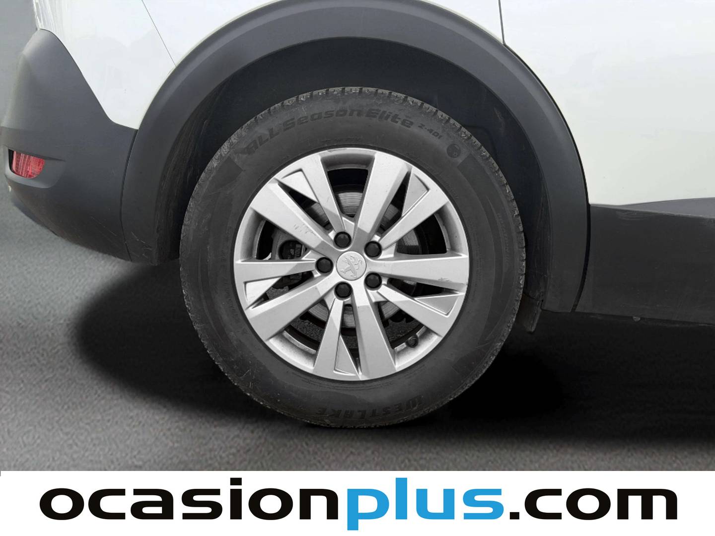 Peugeot 5008 Hybrid Peugeot 5008 Hybrid 1.2 Active Pack eDCS6 100 kW (136 CV) 7 plazas km 0