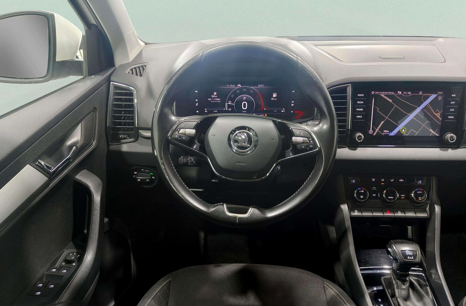Škoda Karoq 2.0 TDI Ambition 4x4 DSG - foto 20