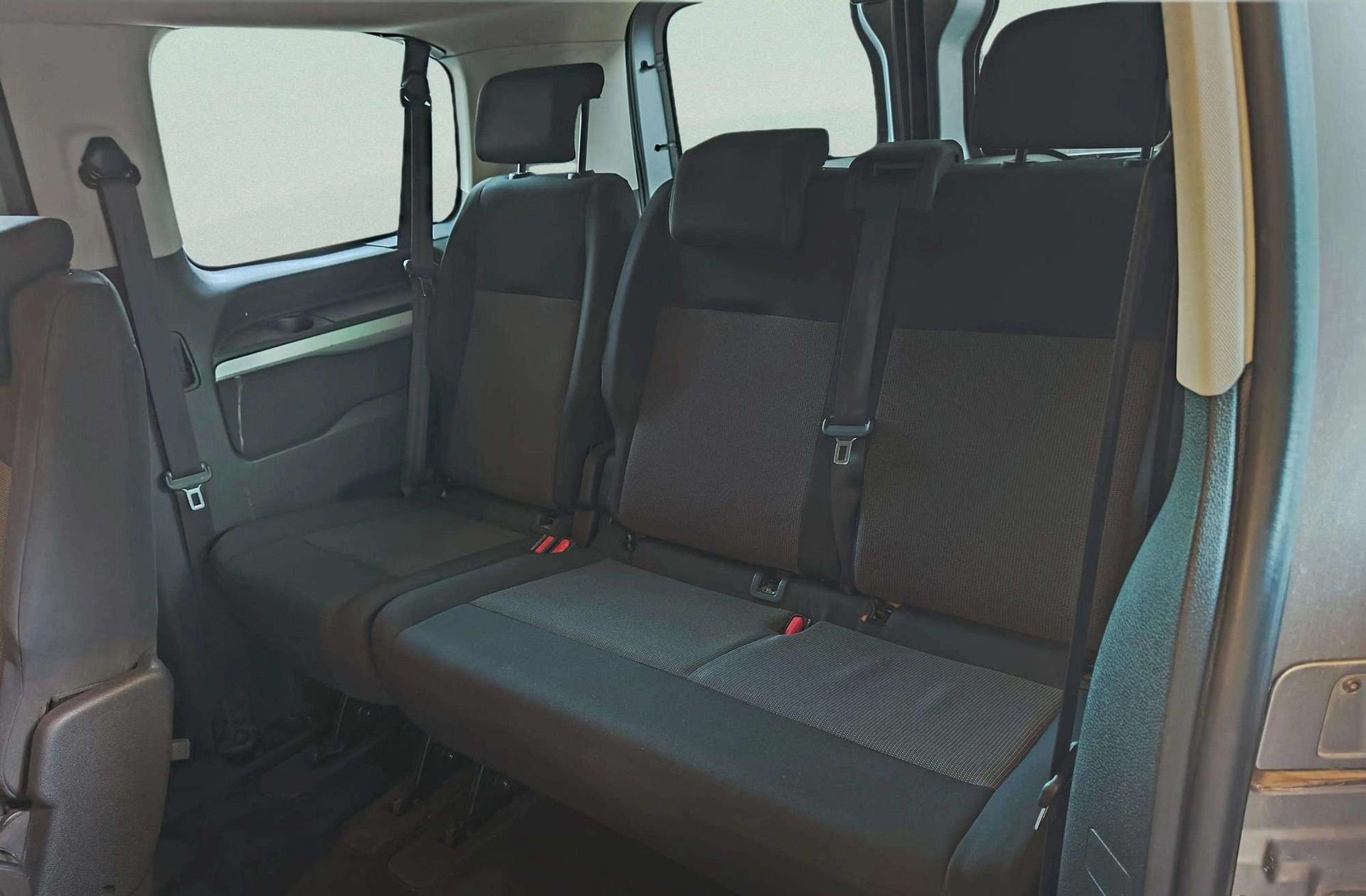 Toyota Proace Verso 2.0D VX Plus Shuttle L1 - foto 6