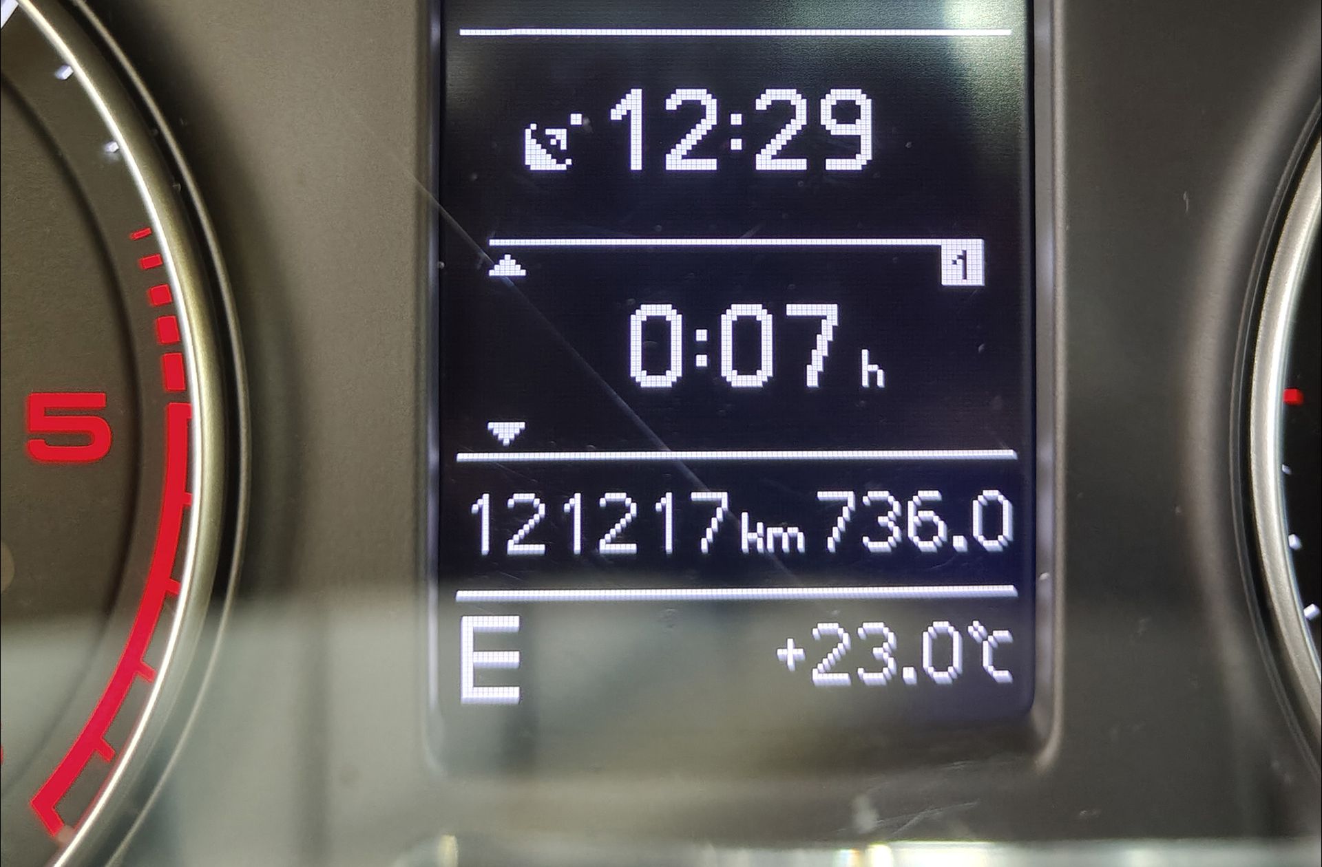 Audi Q3 sport edition 2.0 TDI - foto 9