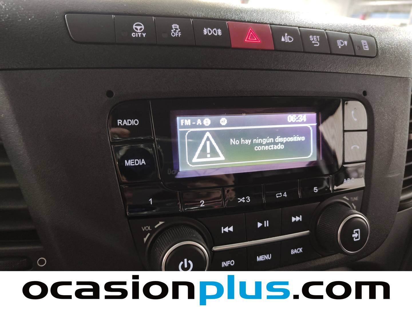 Foto Iveco Daily Iveco Daily 35C 18H A8 V 4100/H2 16 HD  (176 CV)