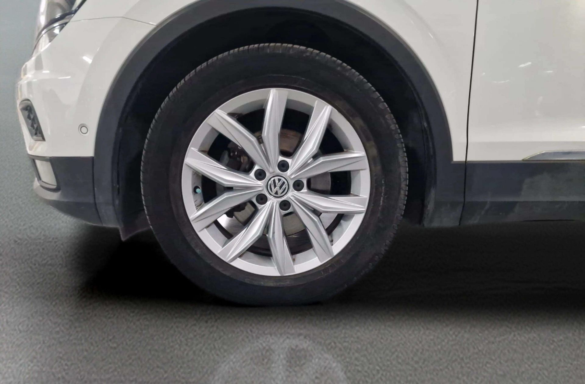 Volkswagen Tiguan Sport 2.0 TDI DSG - foto 40
