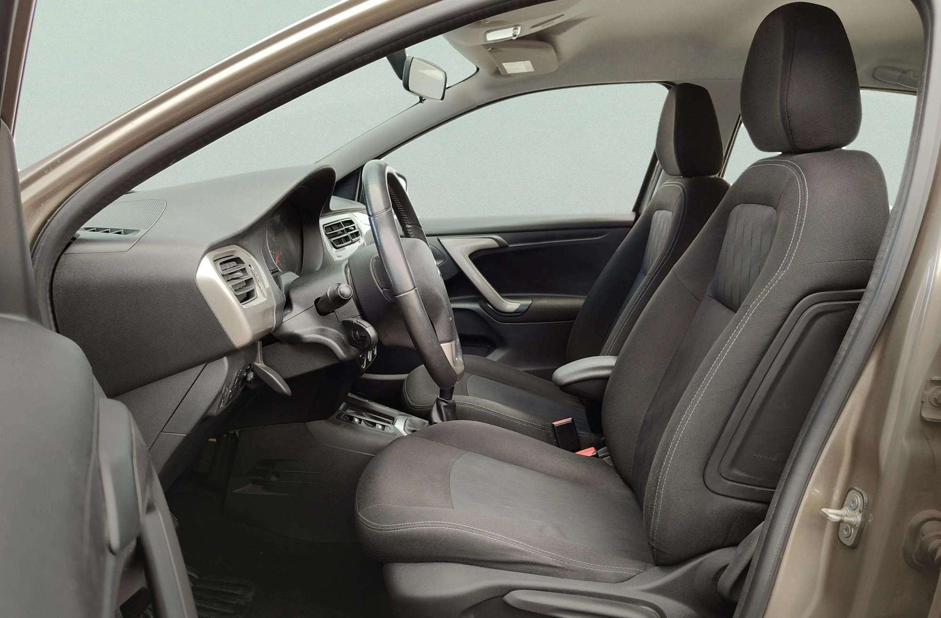Citroën C-Elysée PureTech 82 Shine - foto 11