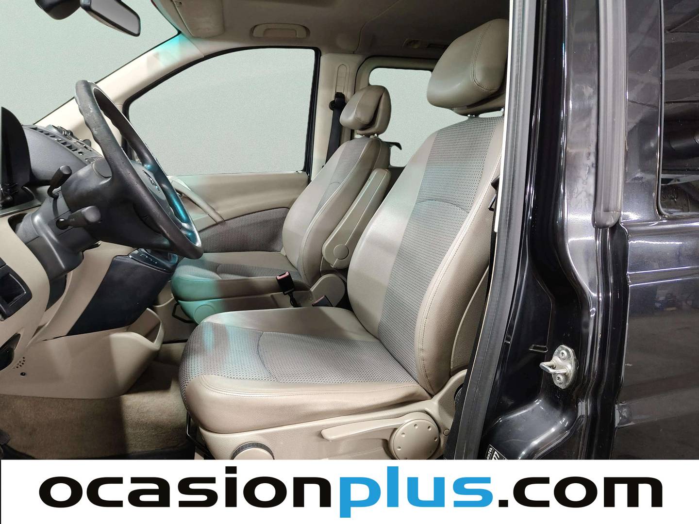 Foto asientos delanteros Mercedes Viano Mercedes Viano 3.0 CDI Trend Larga (204 CV) 7 Plazas