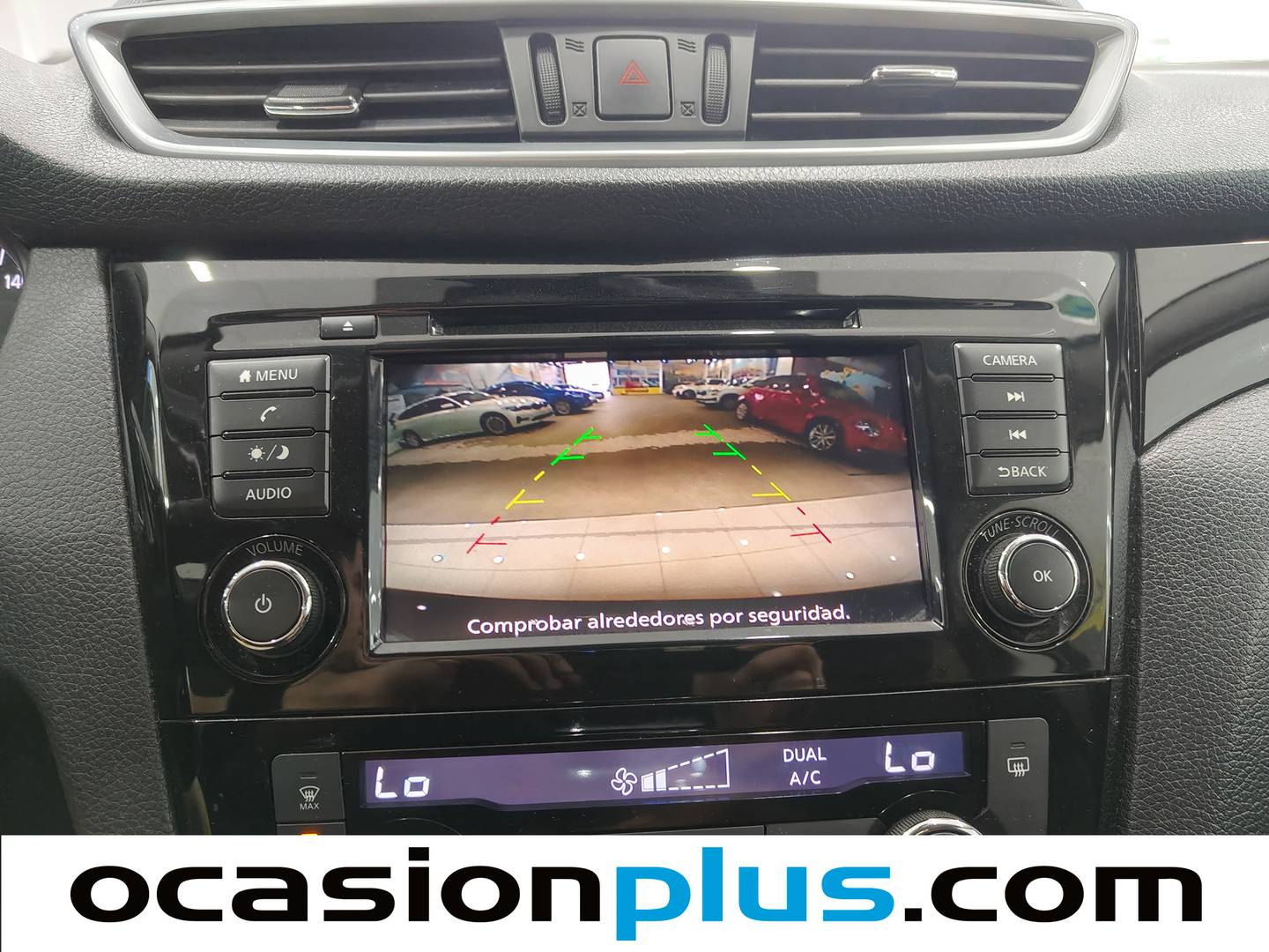 Extras y acabados del Nissan QASHQAI Nissan Qashqai DIG-T 140 N-Connecta 4x2 (140 CV)