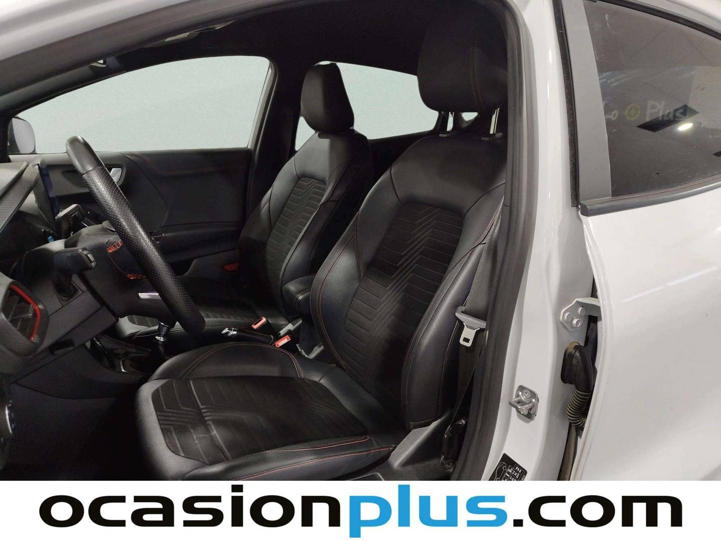 Foto asientos delanteros Ford Puma Ford Puma EcoBoost MHEV ST-Line X (125 CV)