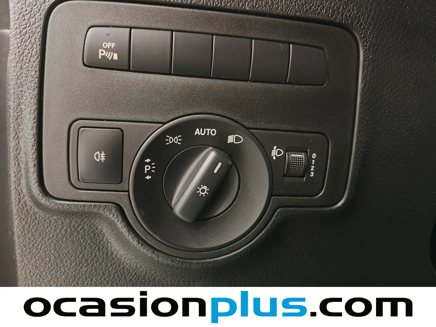 Foto Mercedes Vito Mercedes-Benz Vito 114 CDI Tourer Pro Larga AT (136 CV)