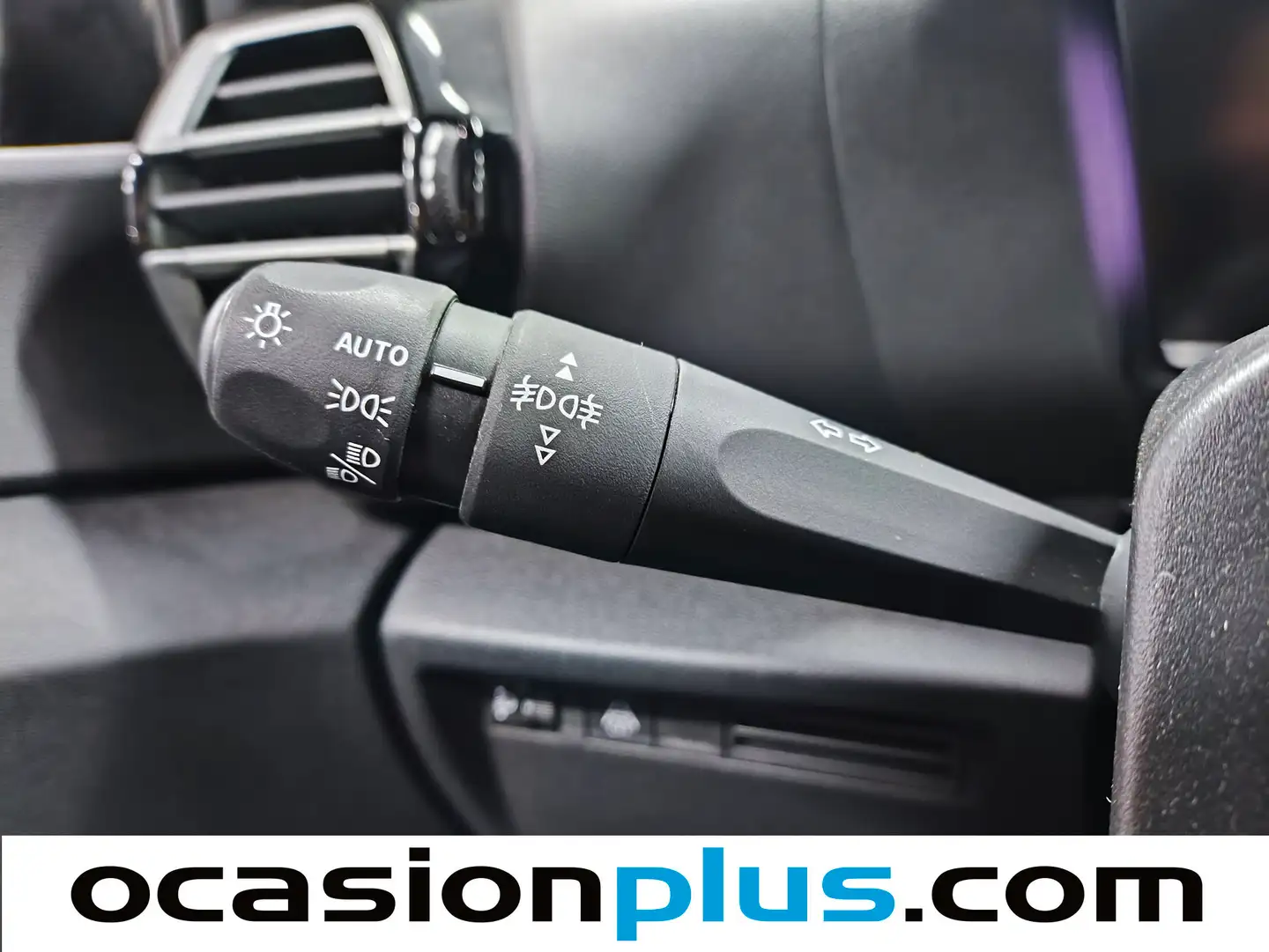 Foto Citroën C4 Citroen C4 BlueHDi 130 S&S Feel Pack EAT8 (130 CV)