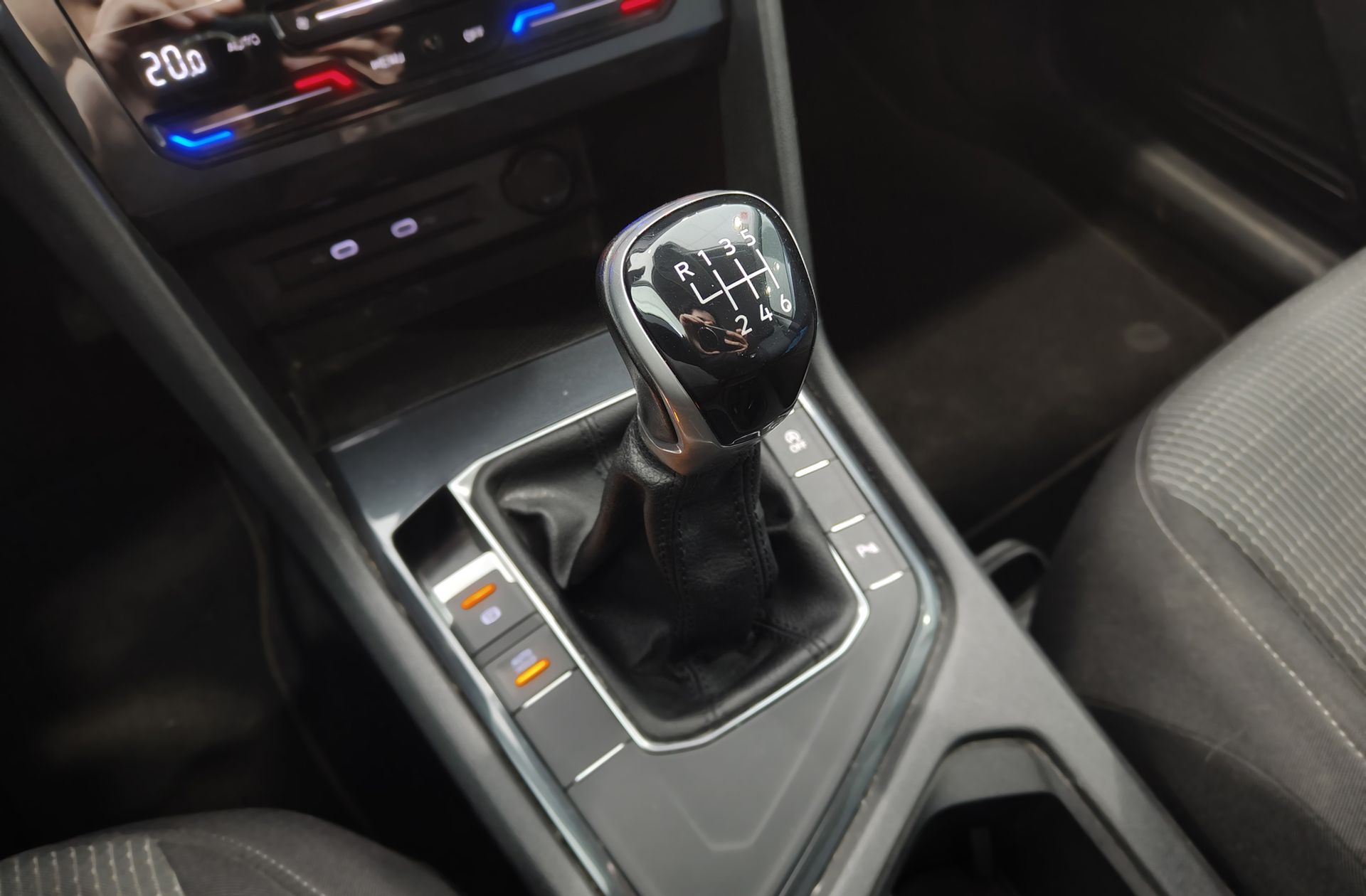 Volkswagen Tiguan 2.0 TDI - foto 5