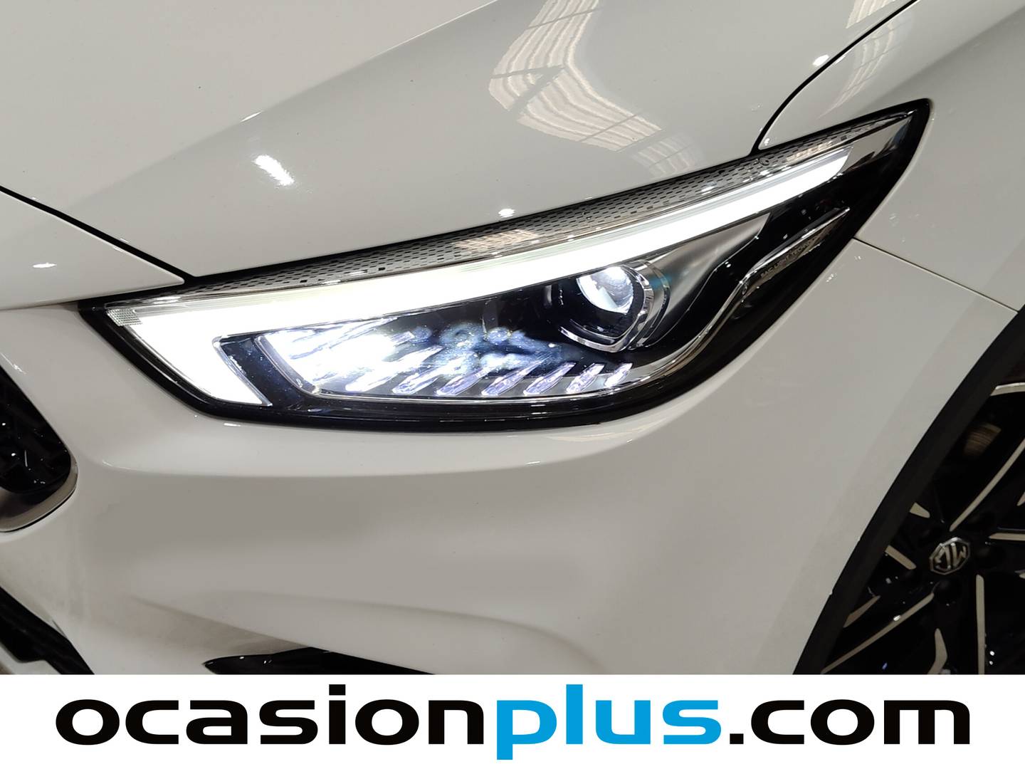 Acabados MG ZS MG ZS 1.5 Luxury (106 CV)