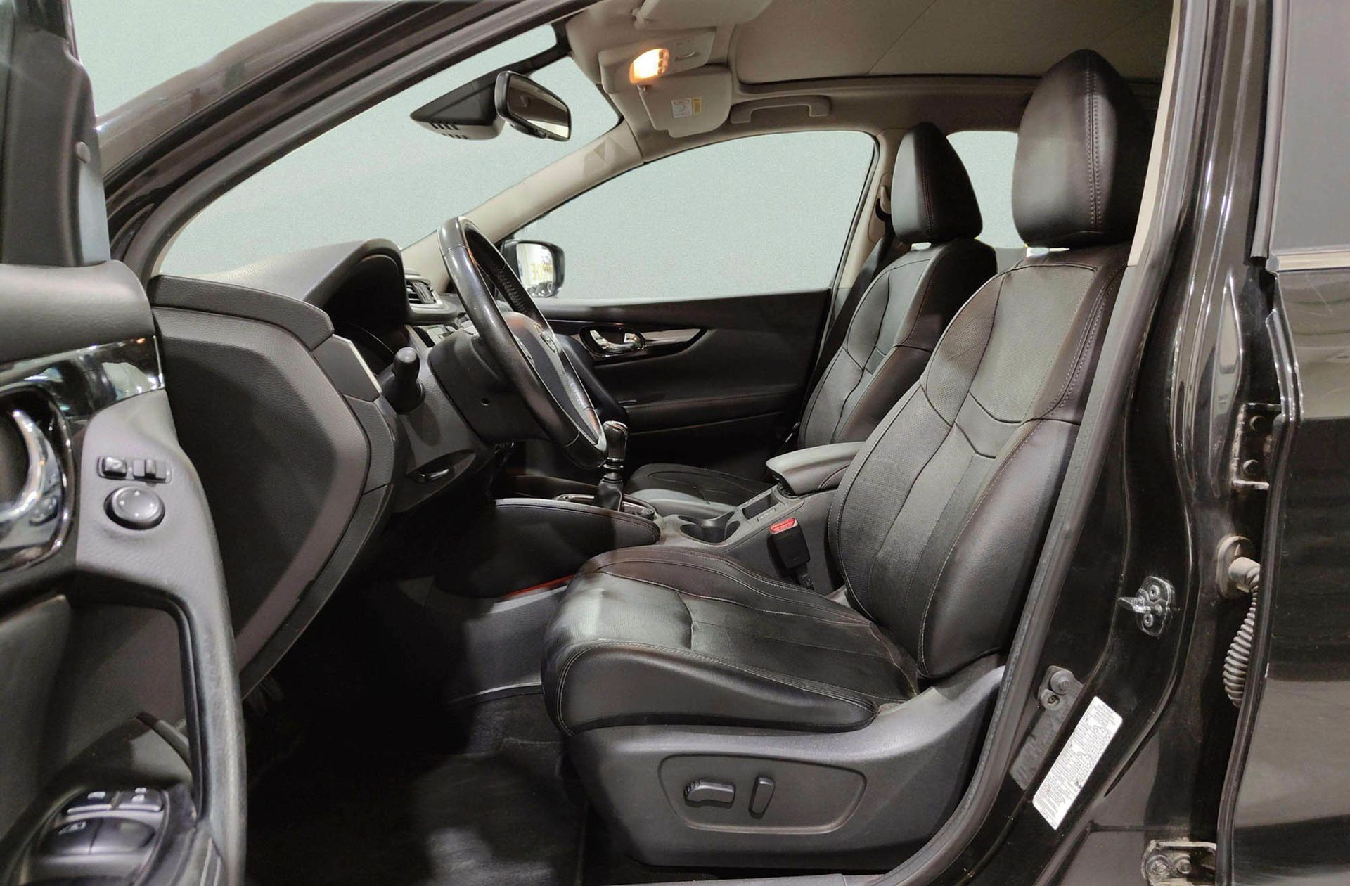 Nissan Qashqai dCi 130 Tekna Piel 4X4-i - foto 12
