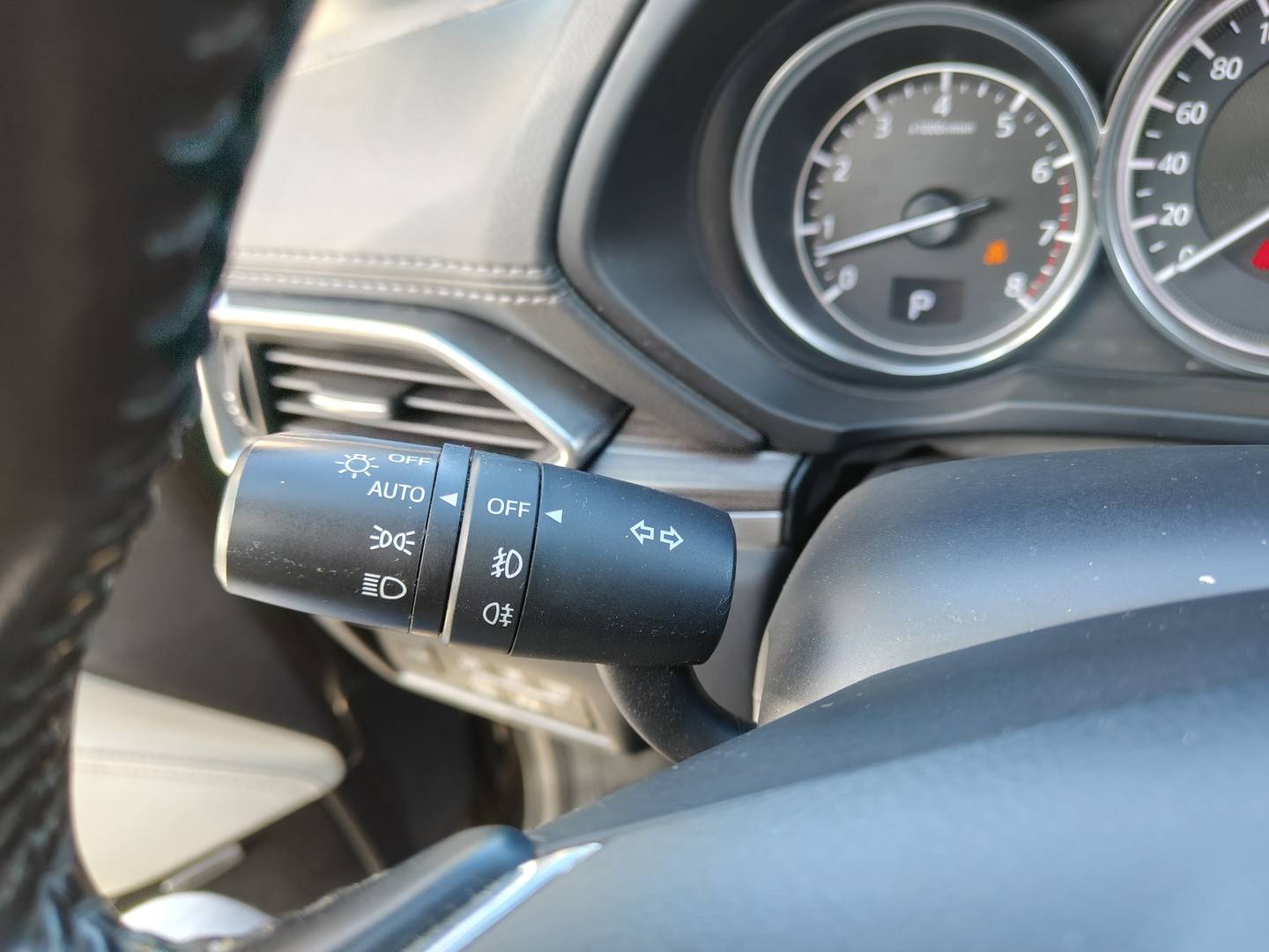 Foto Mazda CX-5 Mazda CX-5 2.5 Skyactiv-G Zenith White AWD Auto (194 CV)